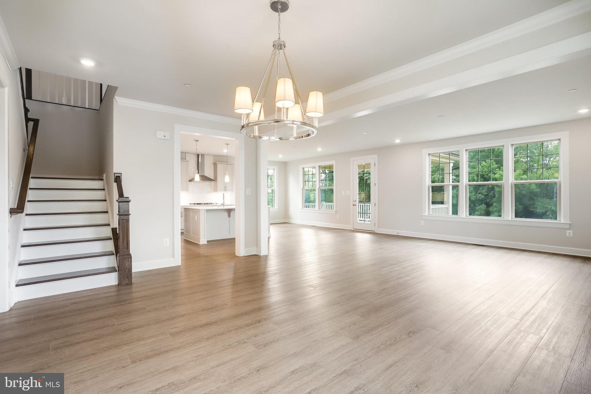 LAKE LINGANORE OAKDALE - Residential