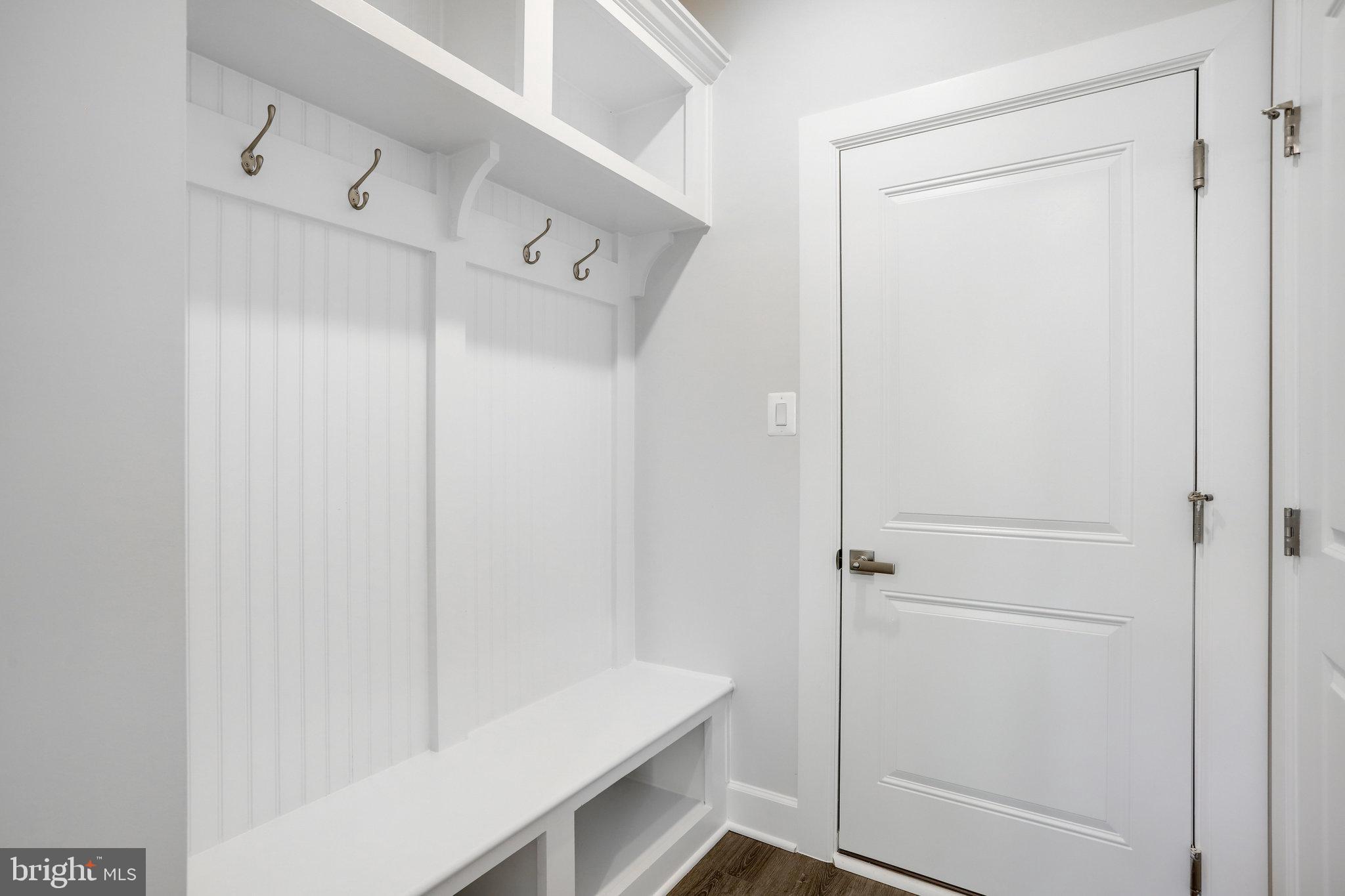 LAKE LINGANORE OAKDALE - Residential