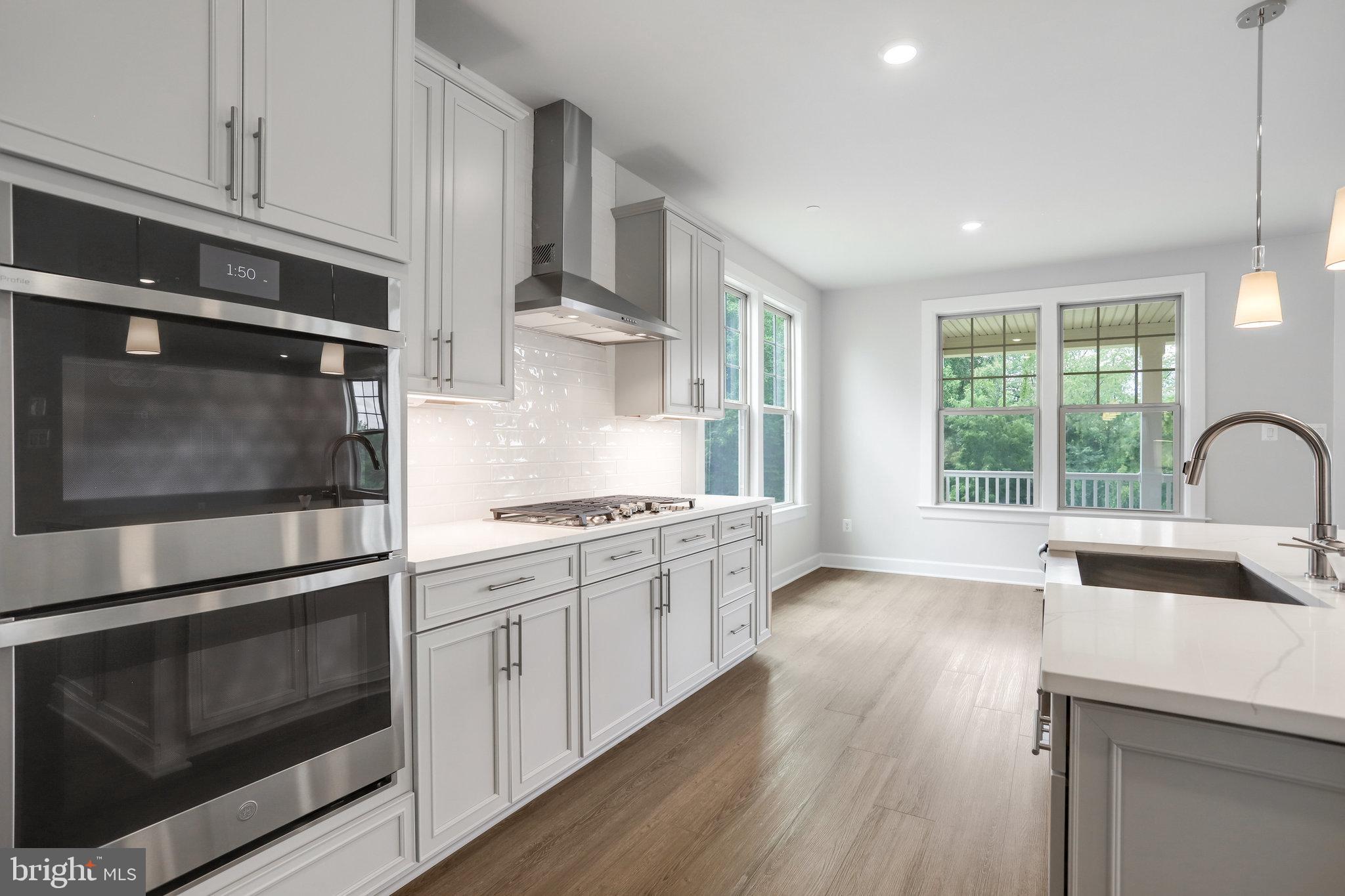 LAKE LINGANORE OAKDALE - Residential