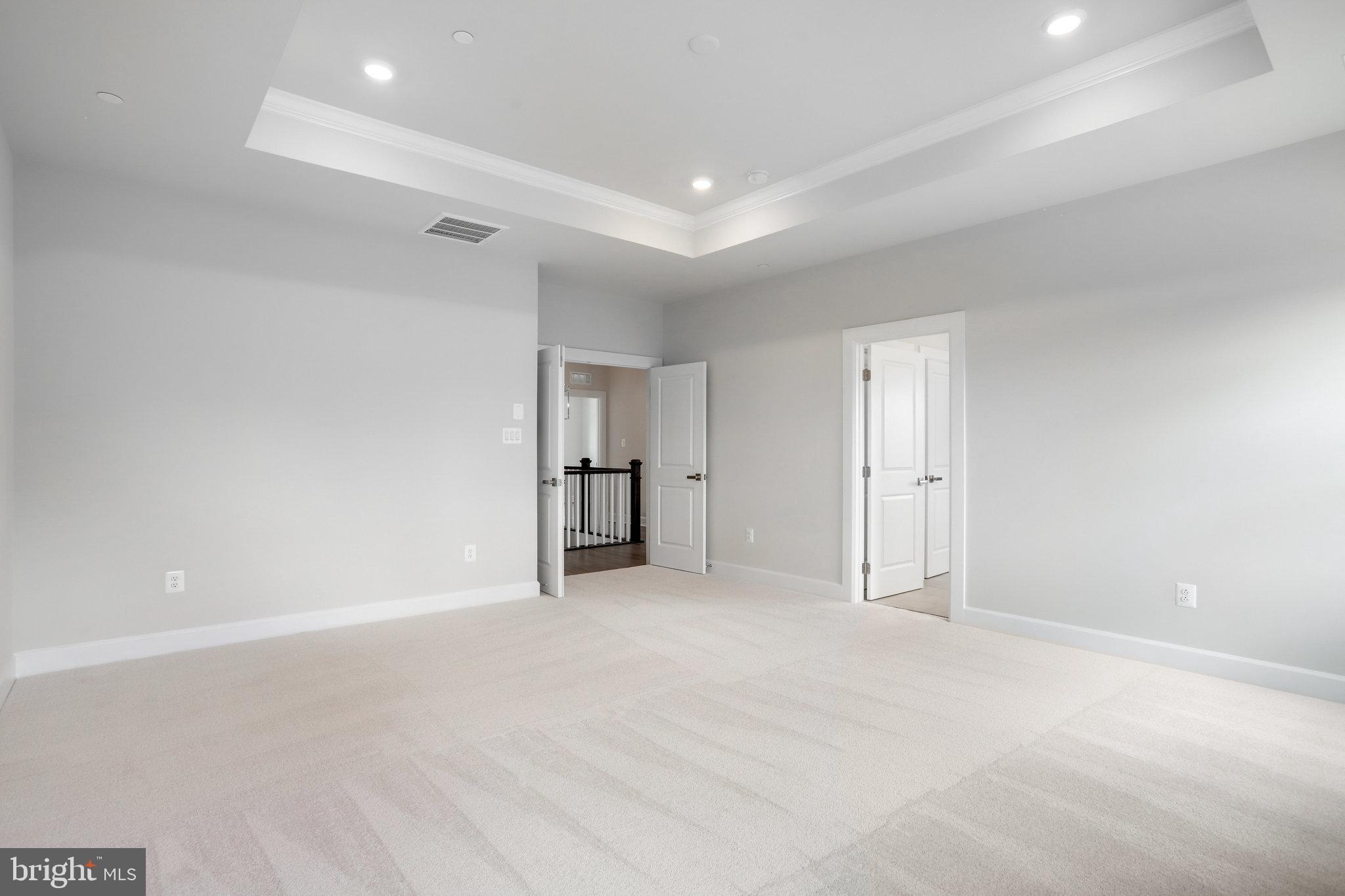 LAKE LINGANORE OAKDALE - Residential