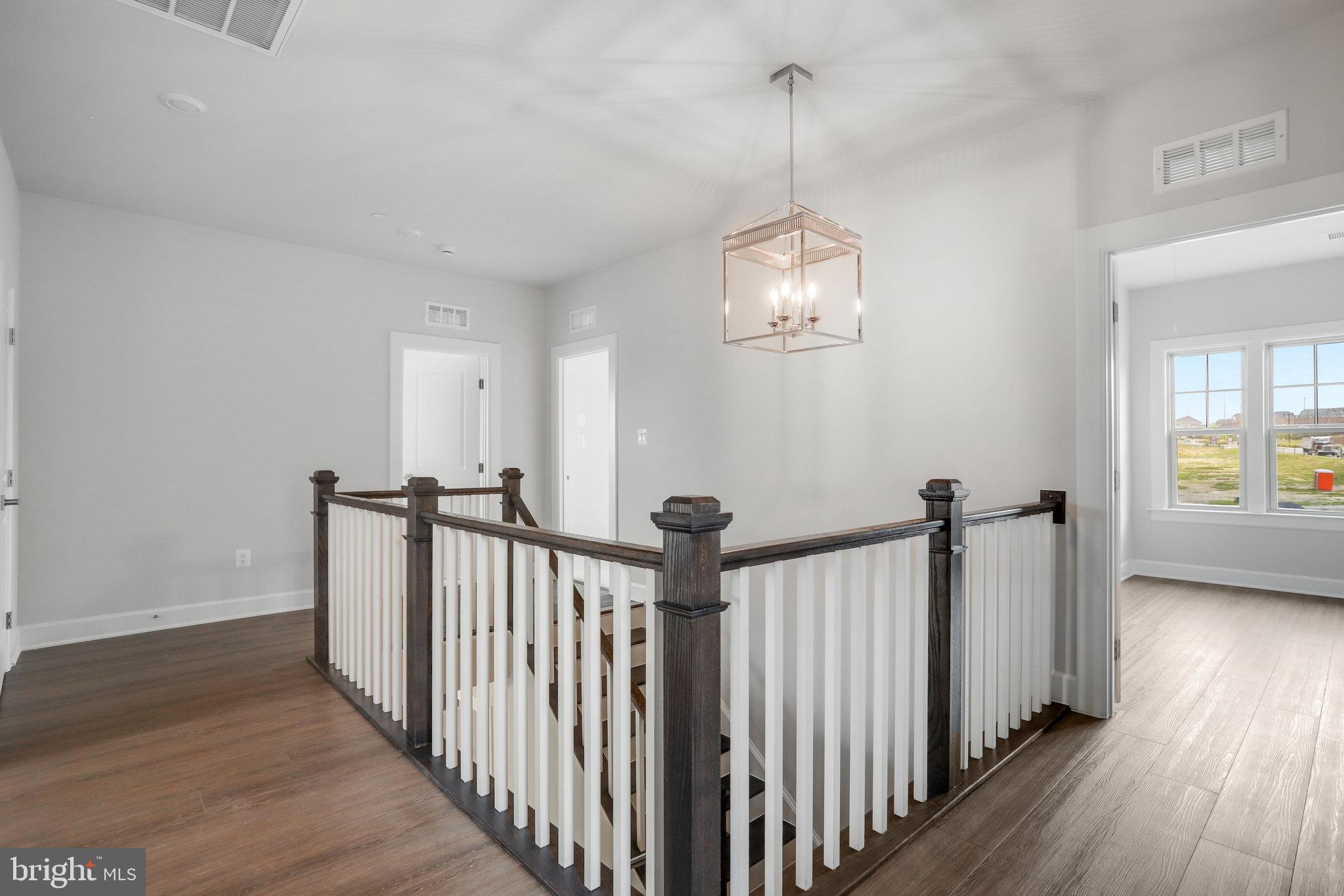 LAKE LINGANORE OAKDALE - Residential