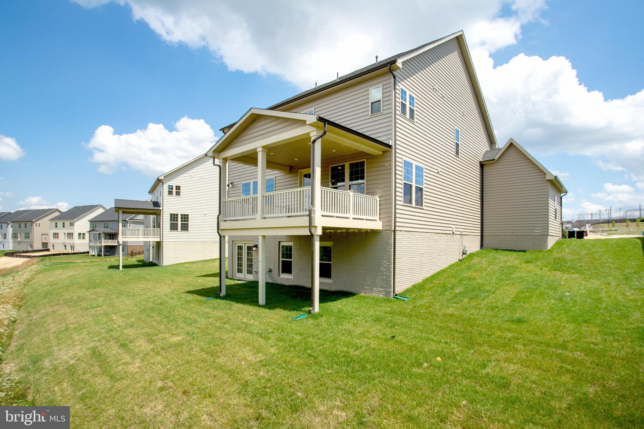 LAKE LINGANORE OAKDALE - Residential