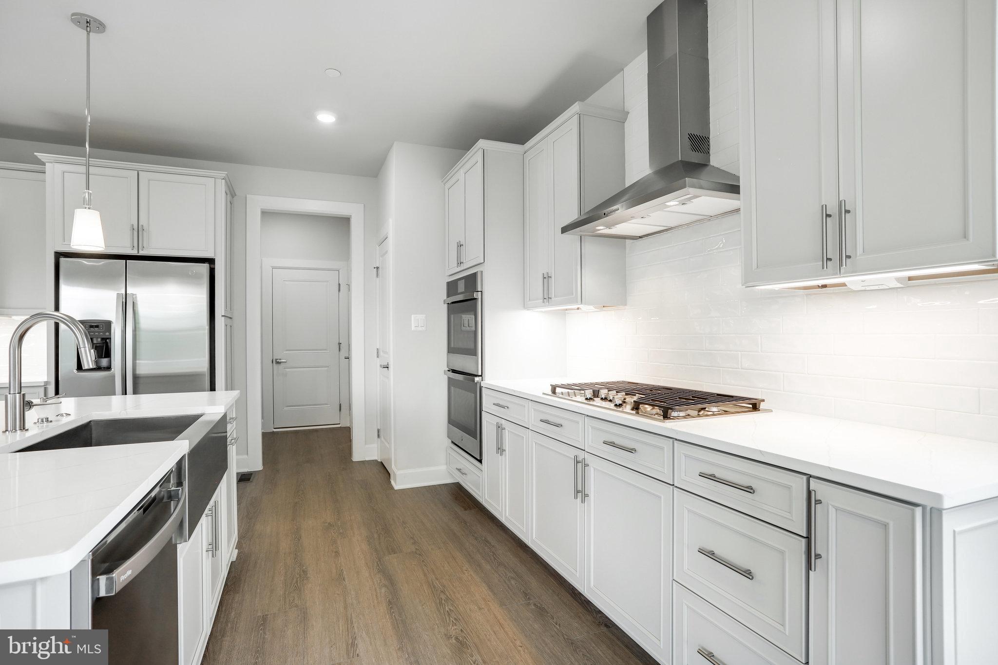 LAKE LINGANORE OAKDALE - Residential