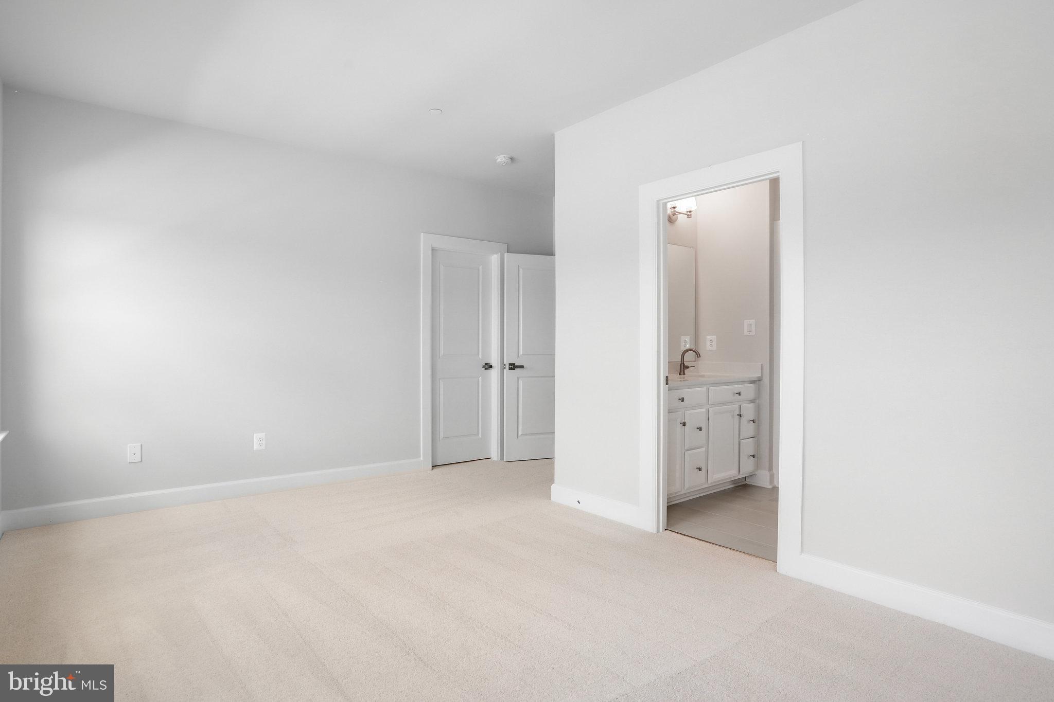 LAKE LINGANORE OAKDALE - Residential