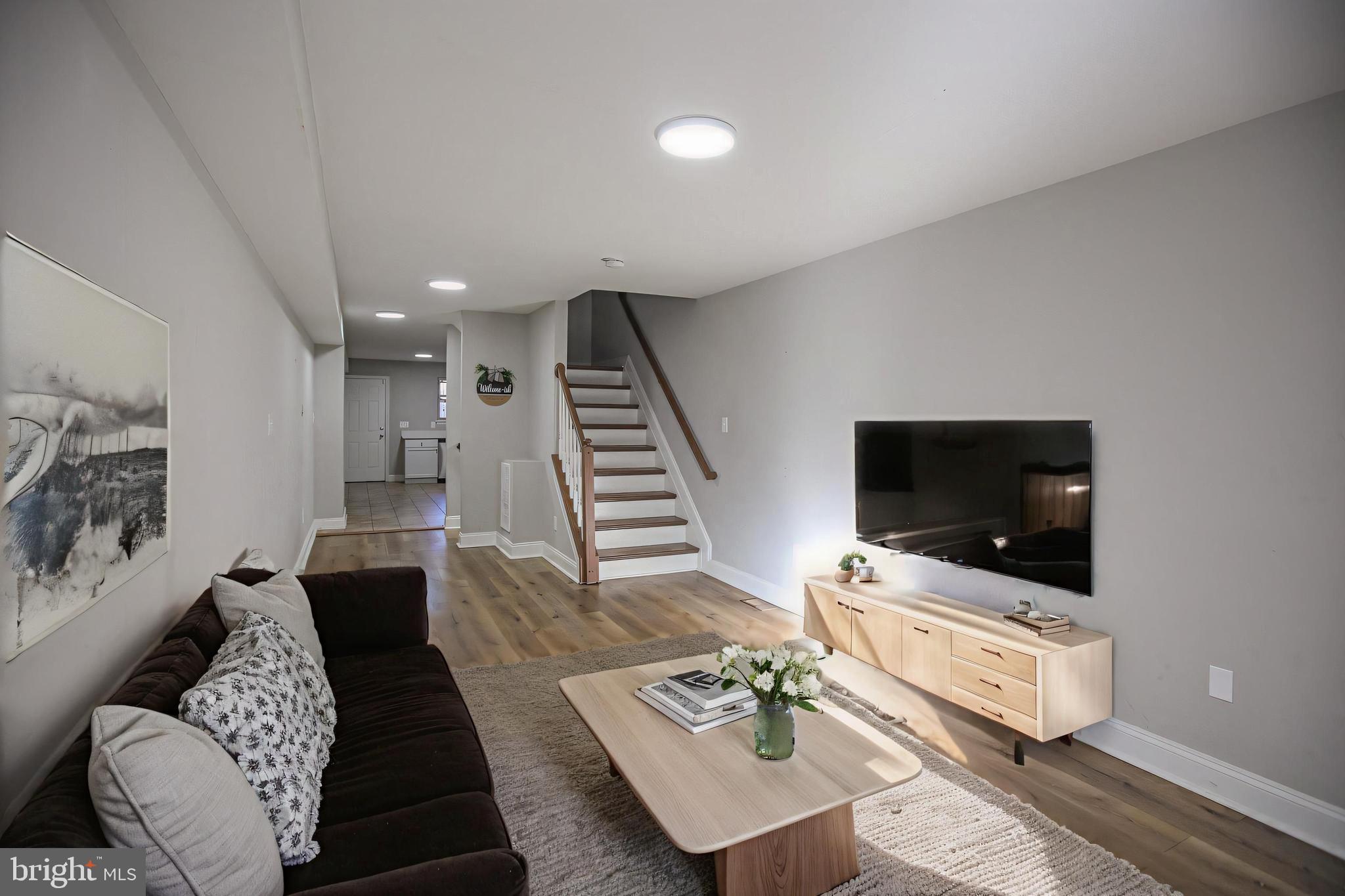 MCELDERRY PARK - Residential Lease