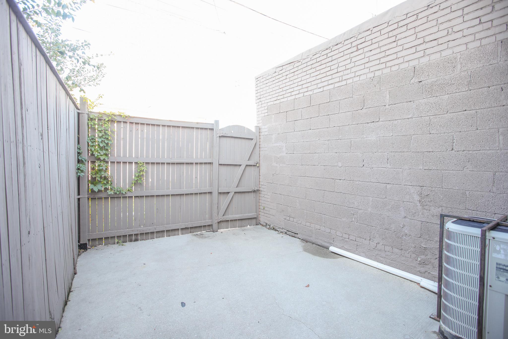 MCELDERRY PARK - Residential Lease