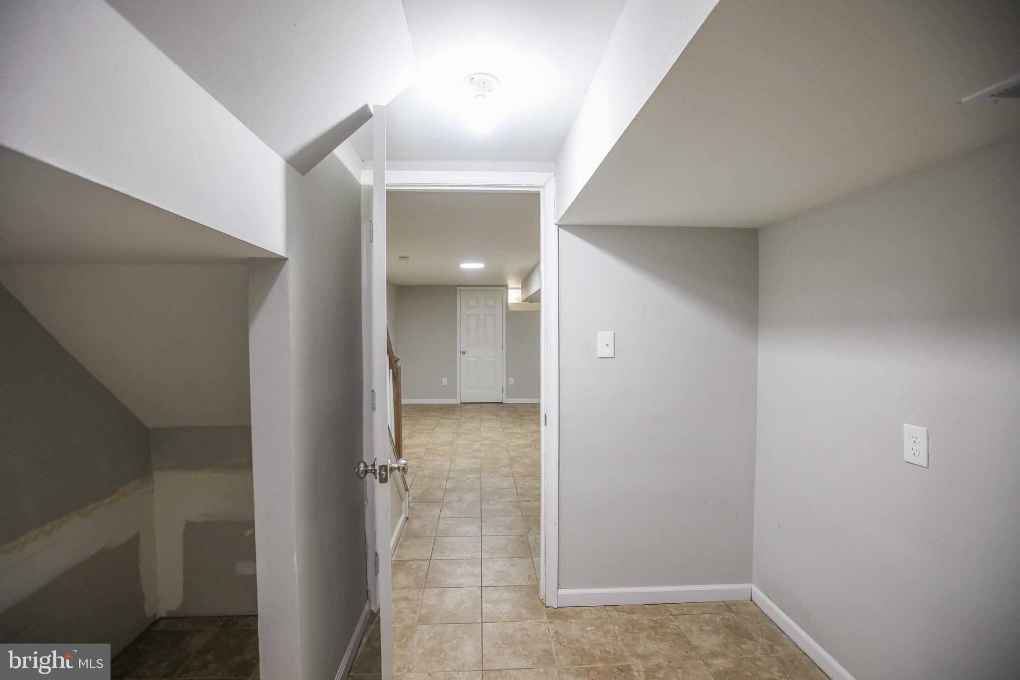MCELDERRY PARK - Residential Lease