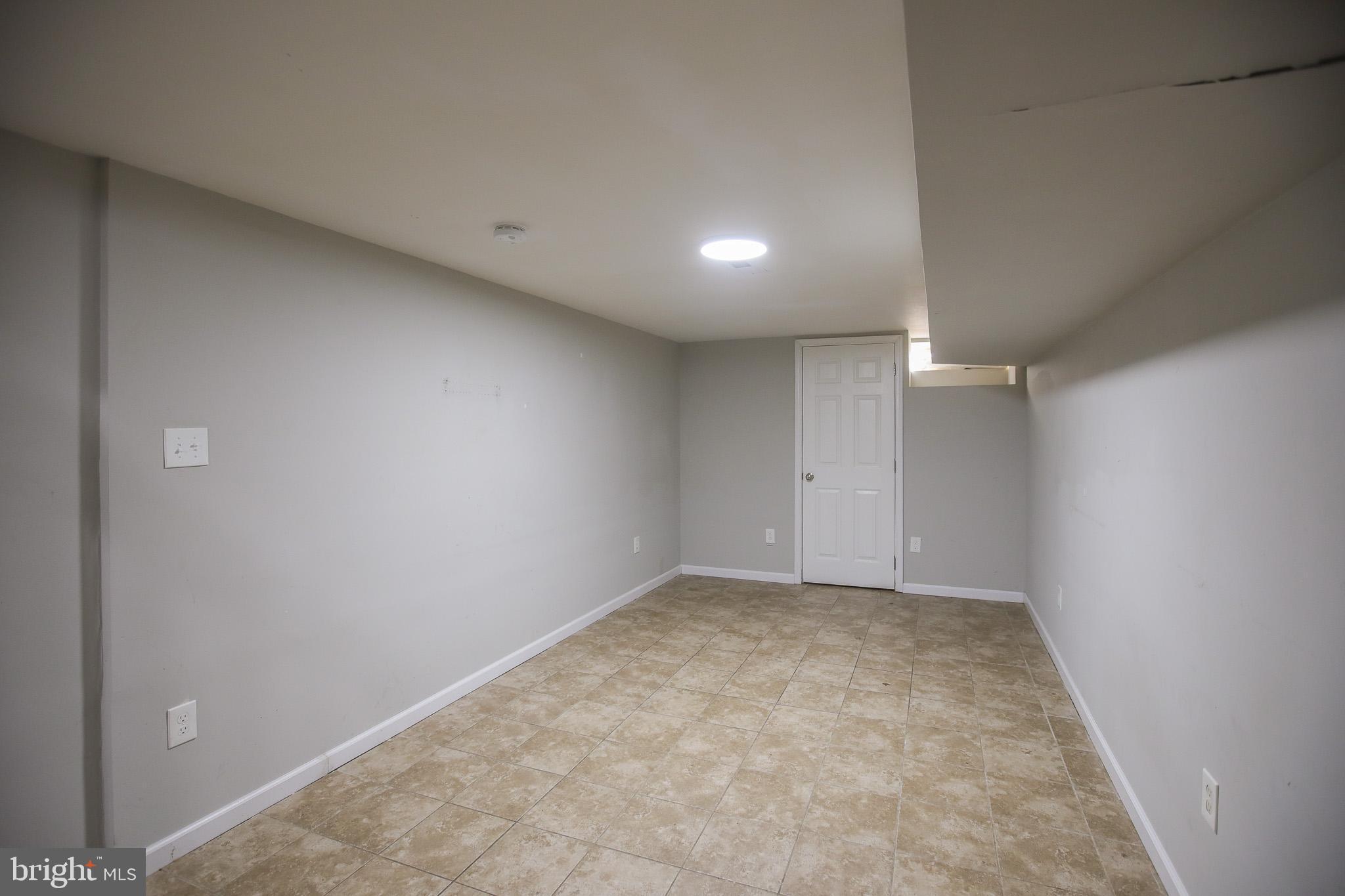 MCELDERRY PARK - Residential Lease