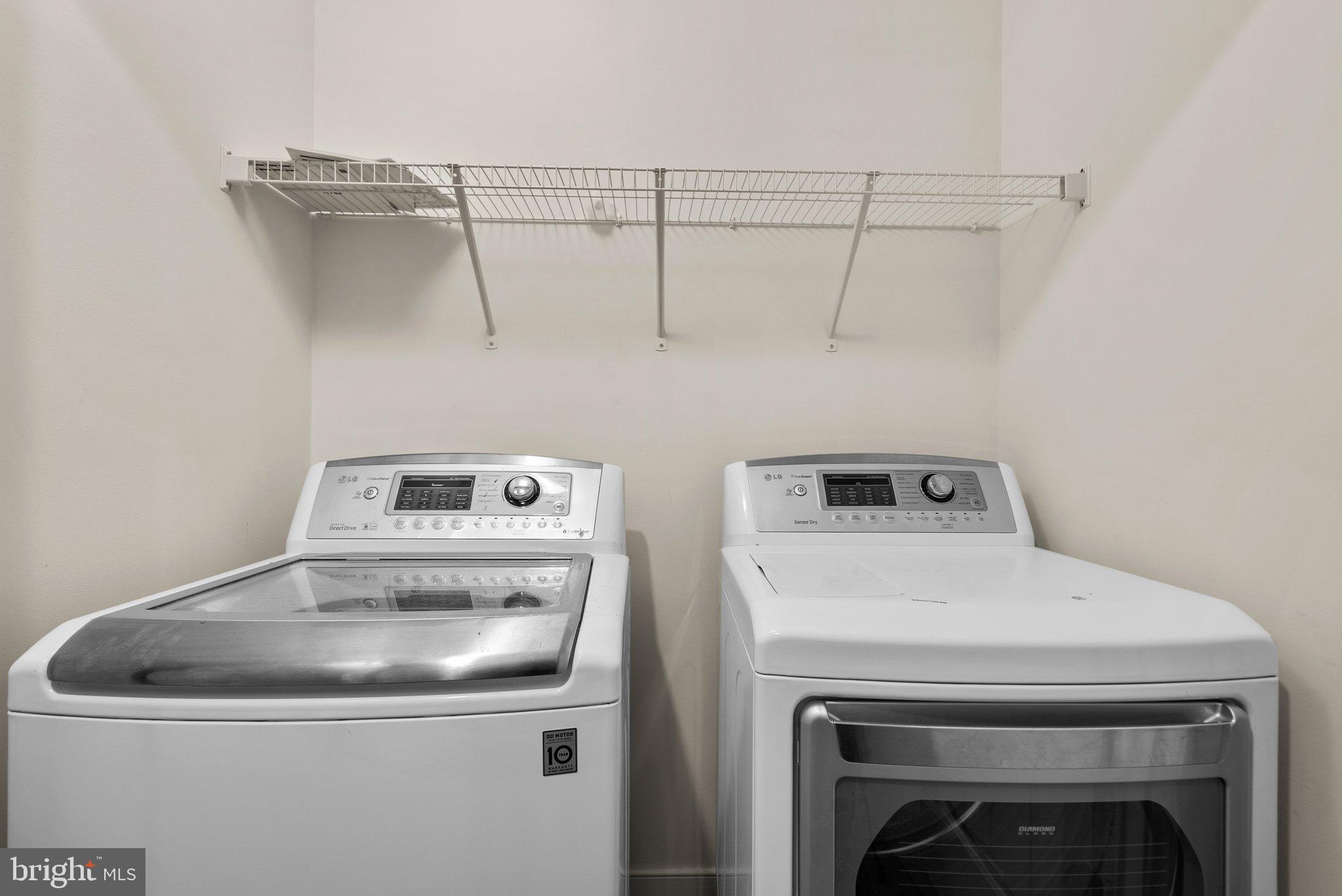 CROWN FARM - Residential