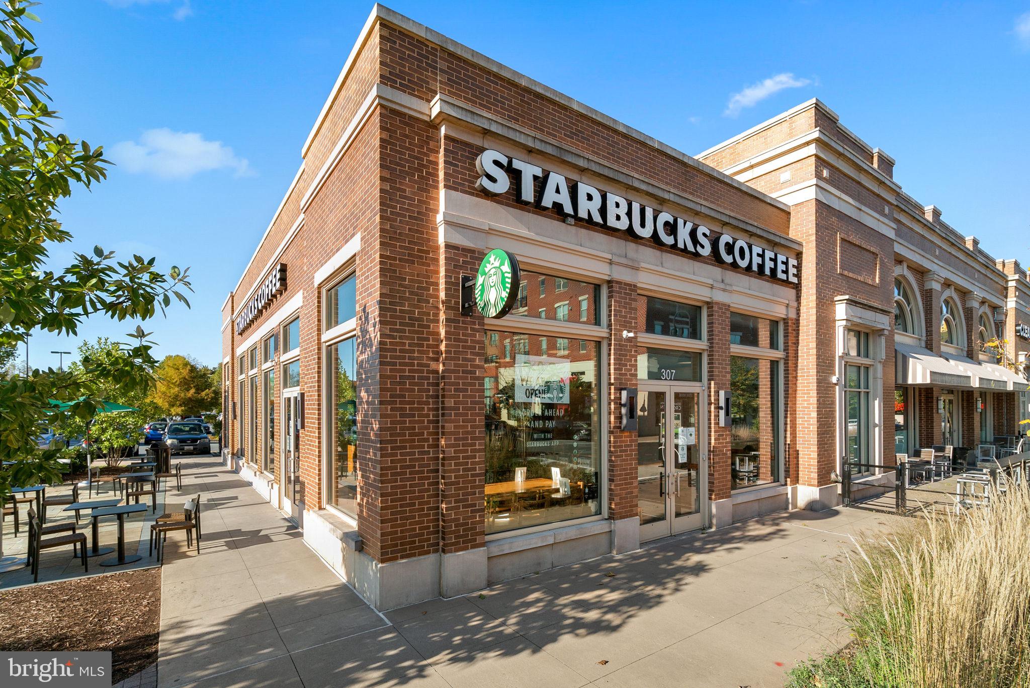 CROWN FARM - Residential