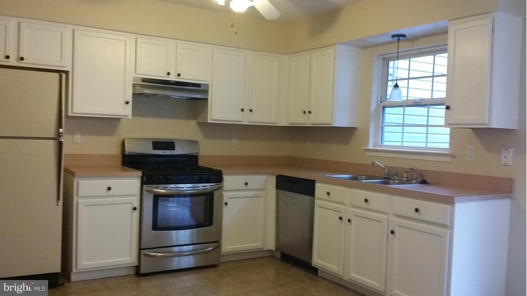 WOODLAND MANOR - Residential