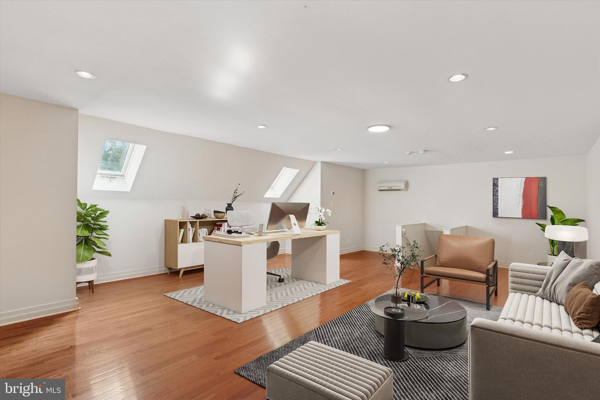 GREEN LANE - Residential