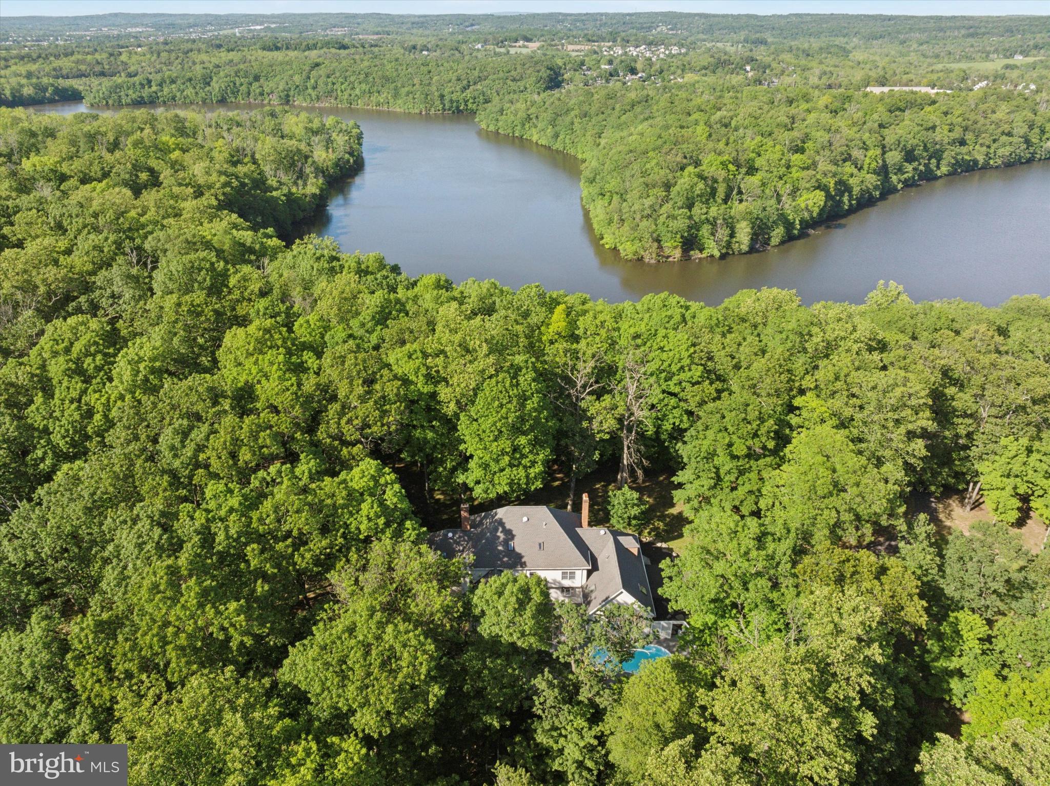 GREEN LANE - Residential