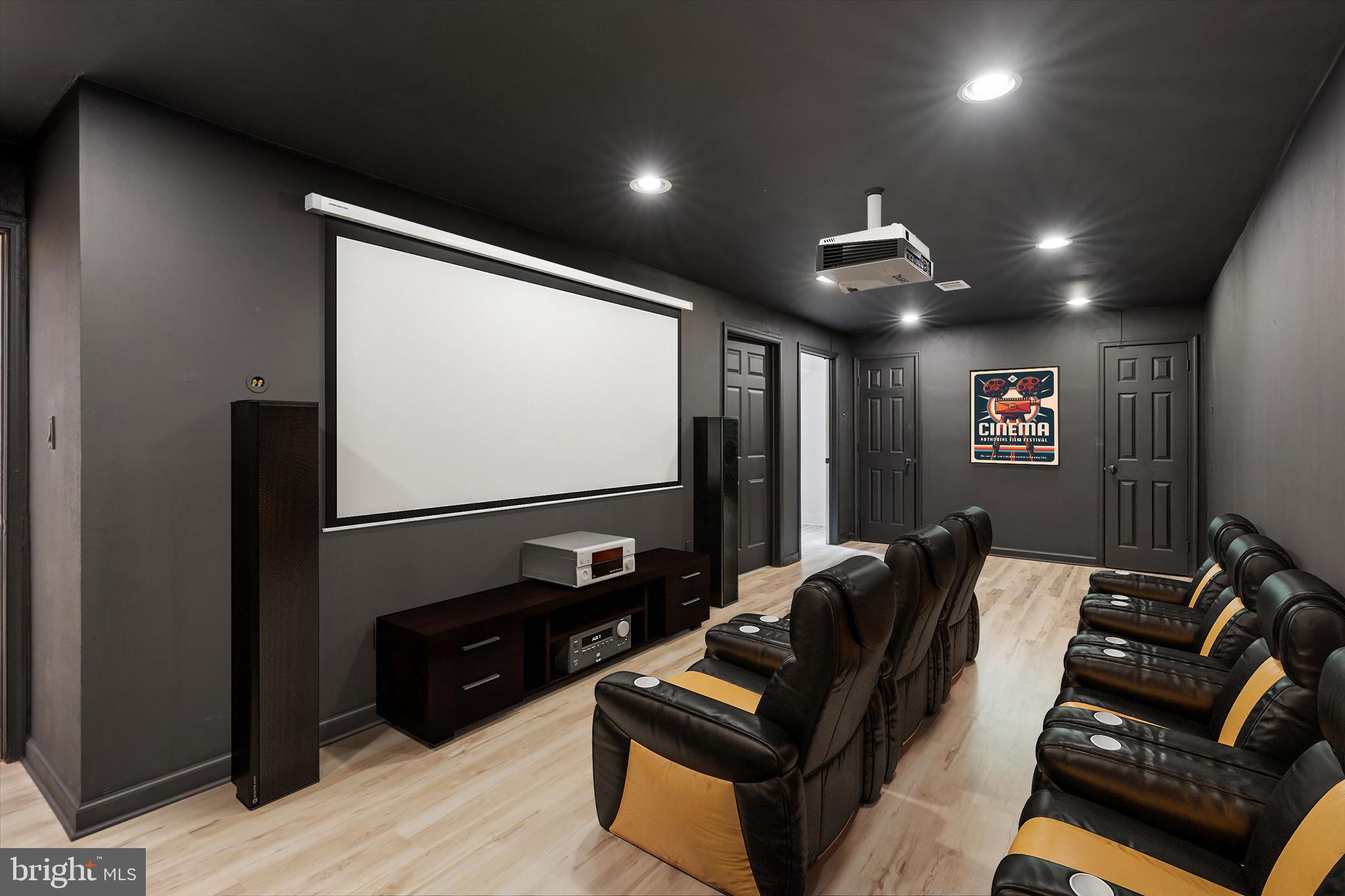 GREEN LANE - Residential