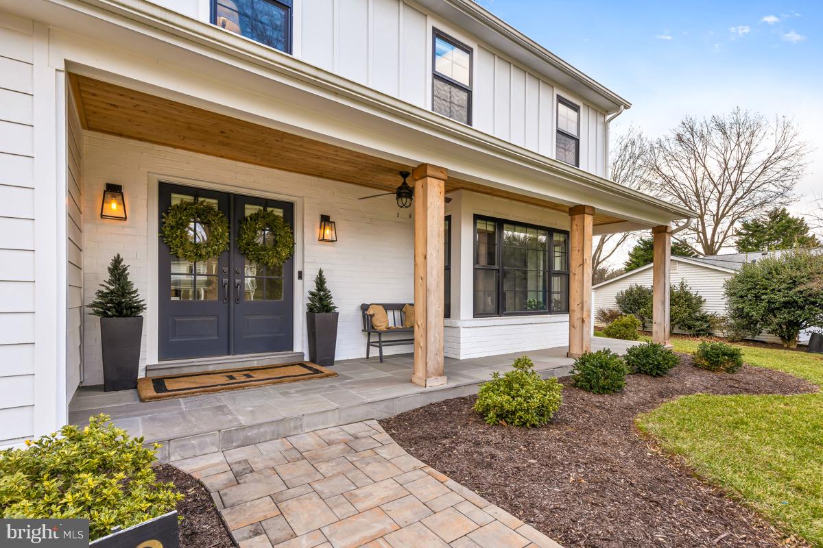 LAKEVALE COURT - Residential