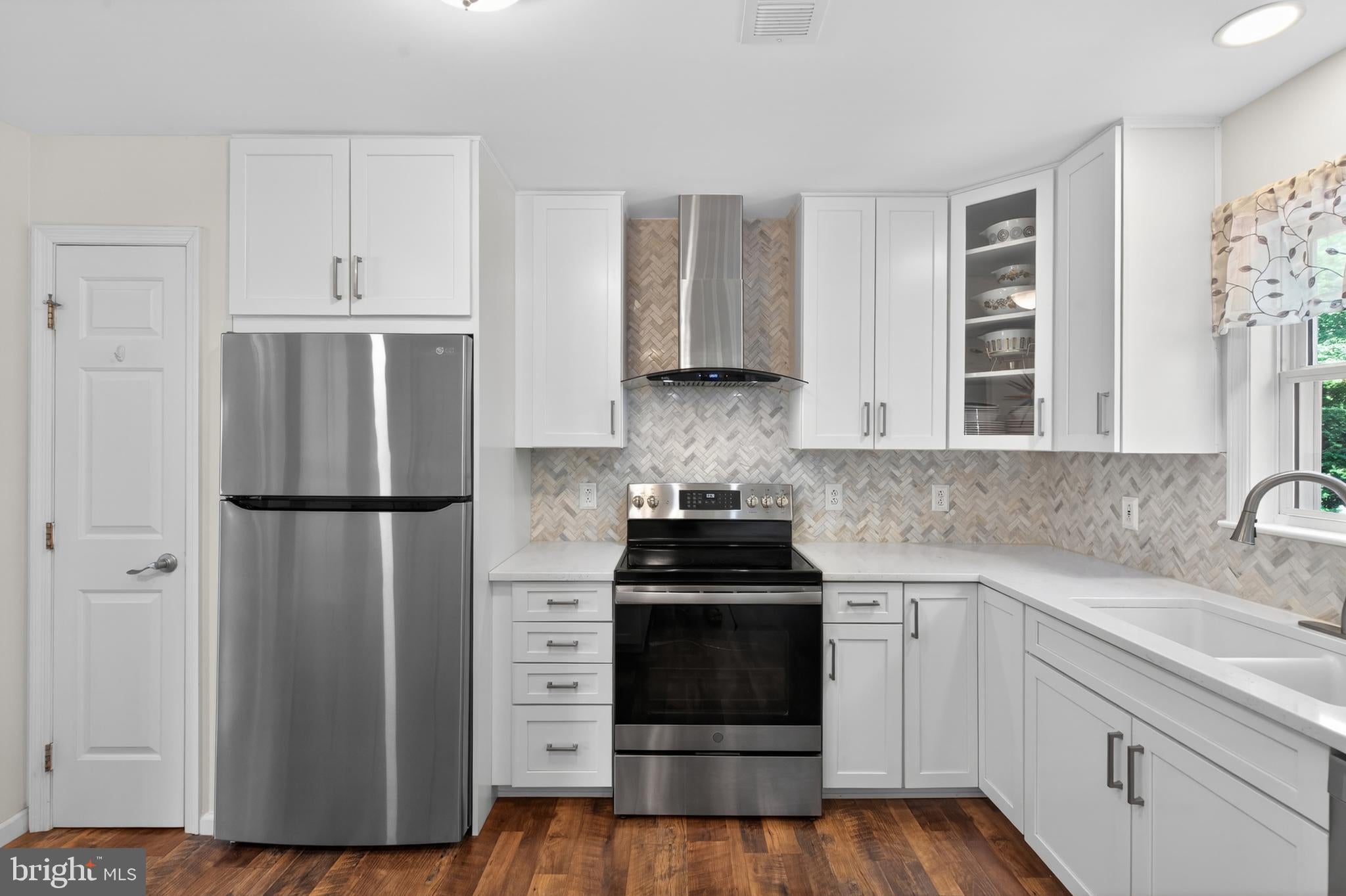 185 FRESH PONDS ROAD