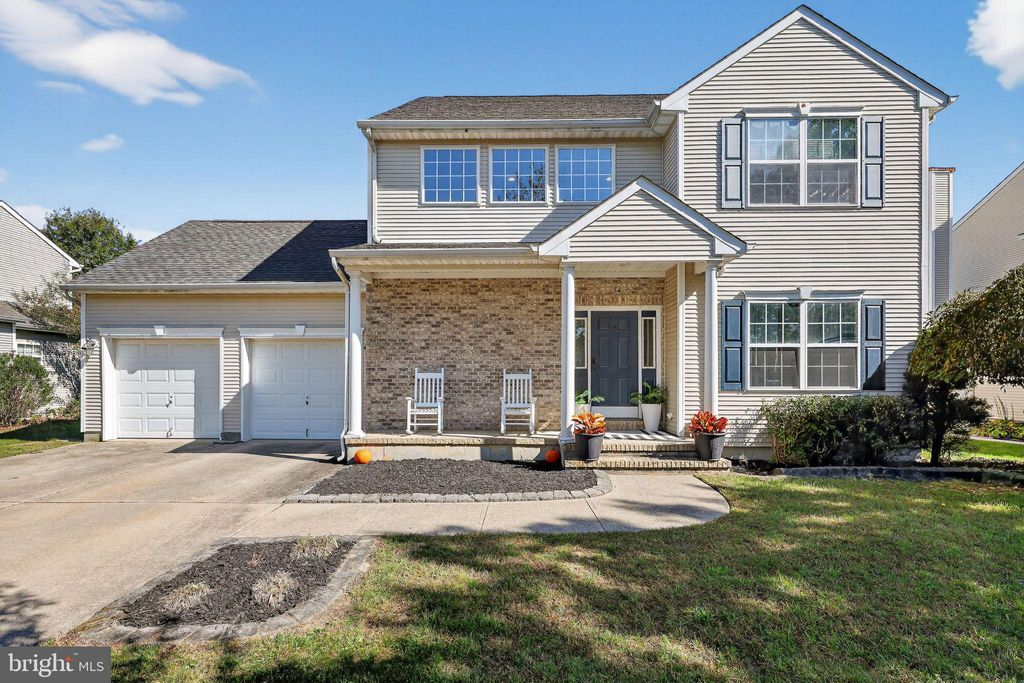 Photo of 54 Centennial Drive, HAMMONTON, NJ 08037 (MLS # NJAC2021196)
