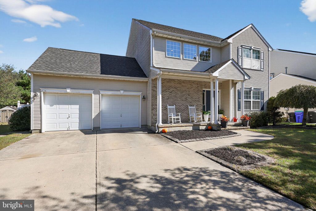 Photo of 54 Centennial Drive, HAMMONTON, NJ 08037 (MLS # NJAC2021196)