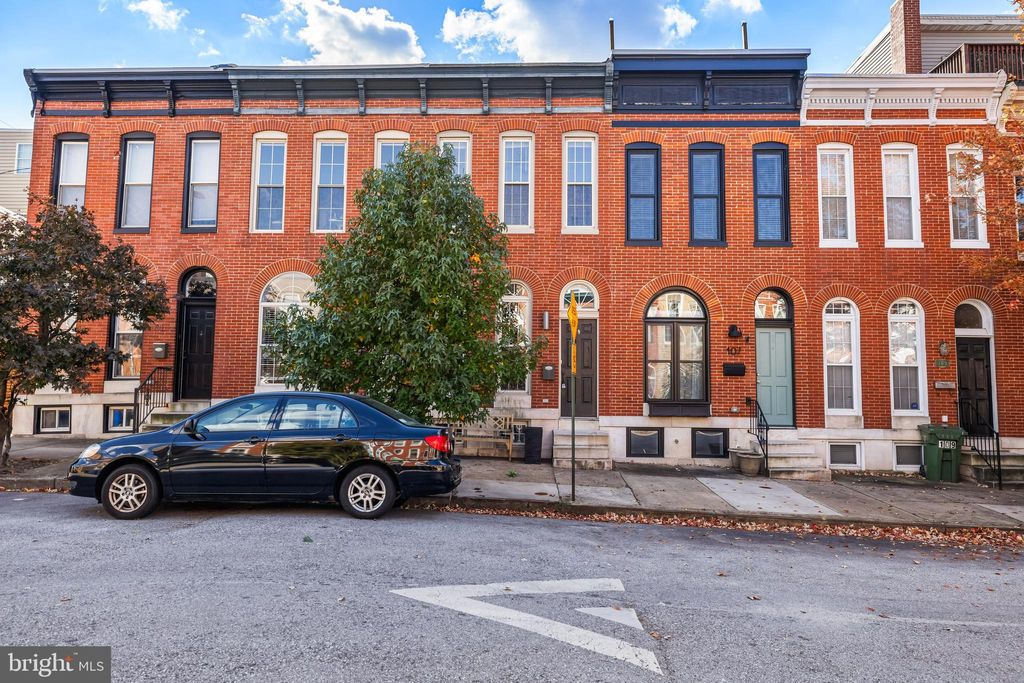 Photo of 105 W Clement Street, BALTIMORE, MD 21230 (MLS # MDBA2188620)