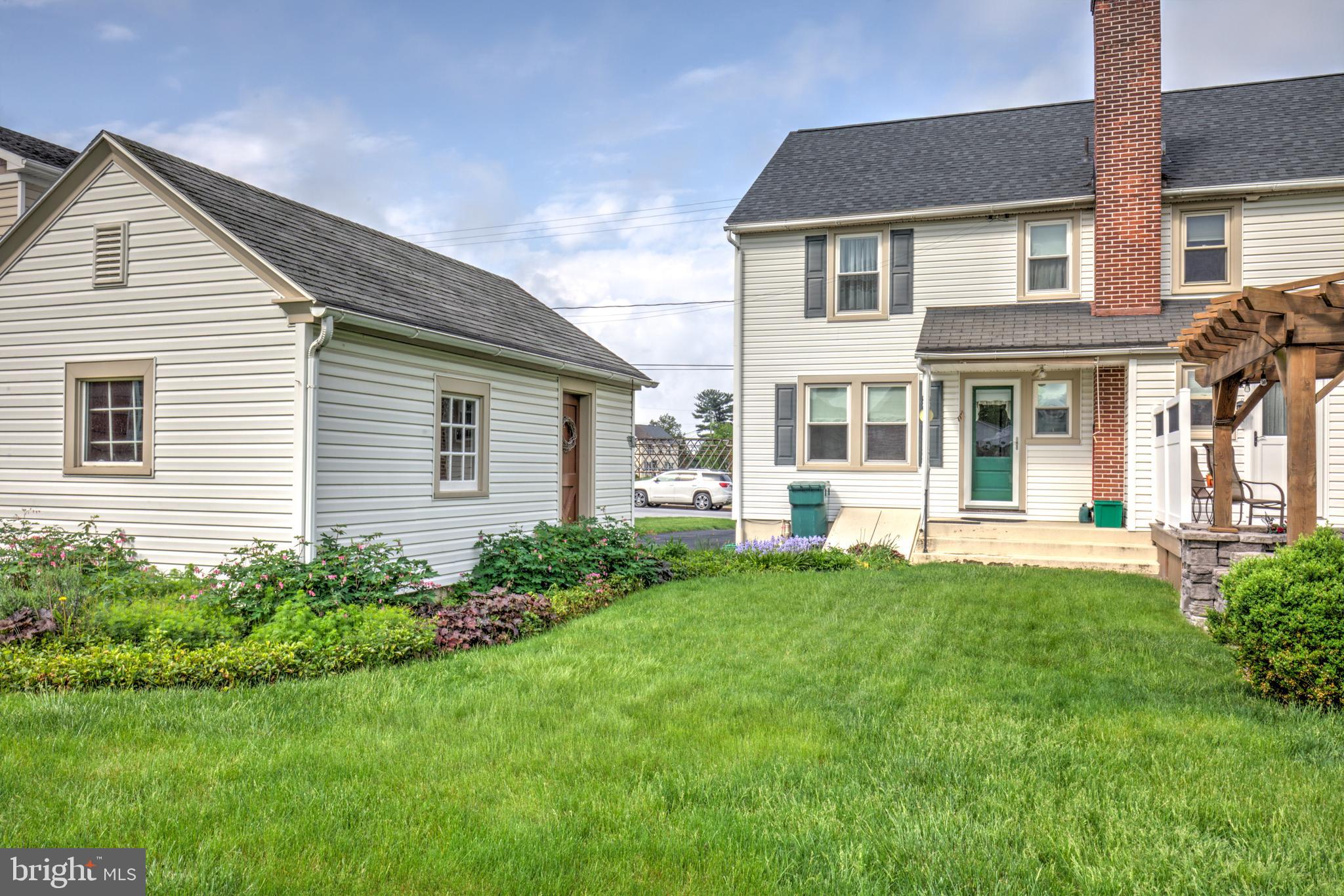 STRASBURG BOROUGH - Residential