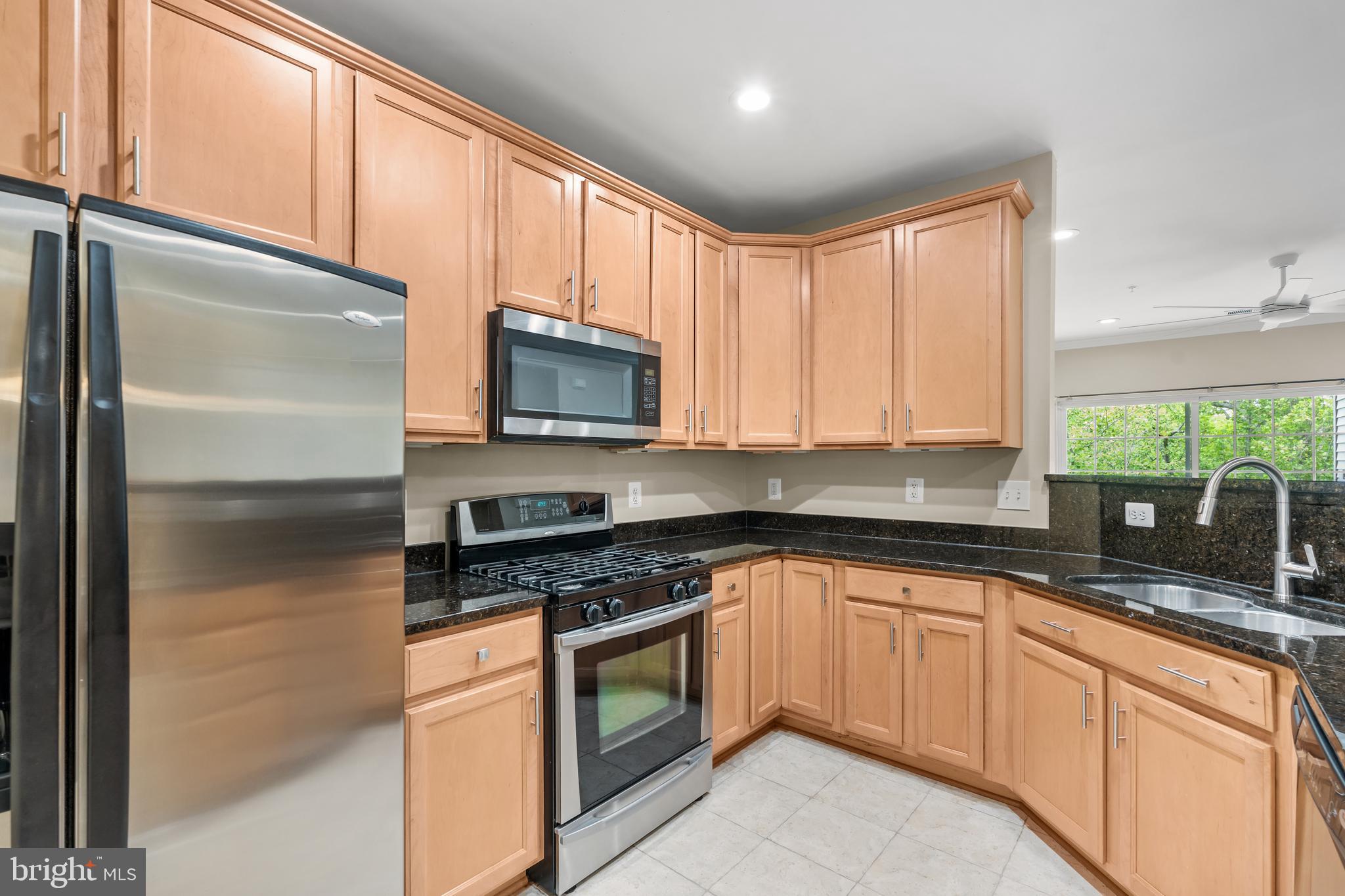 THE RESERVE CONDOMINIUMS - Residential