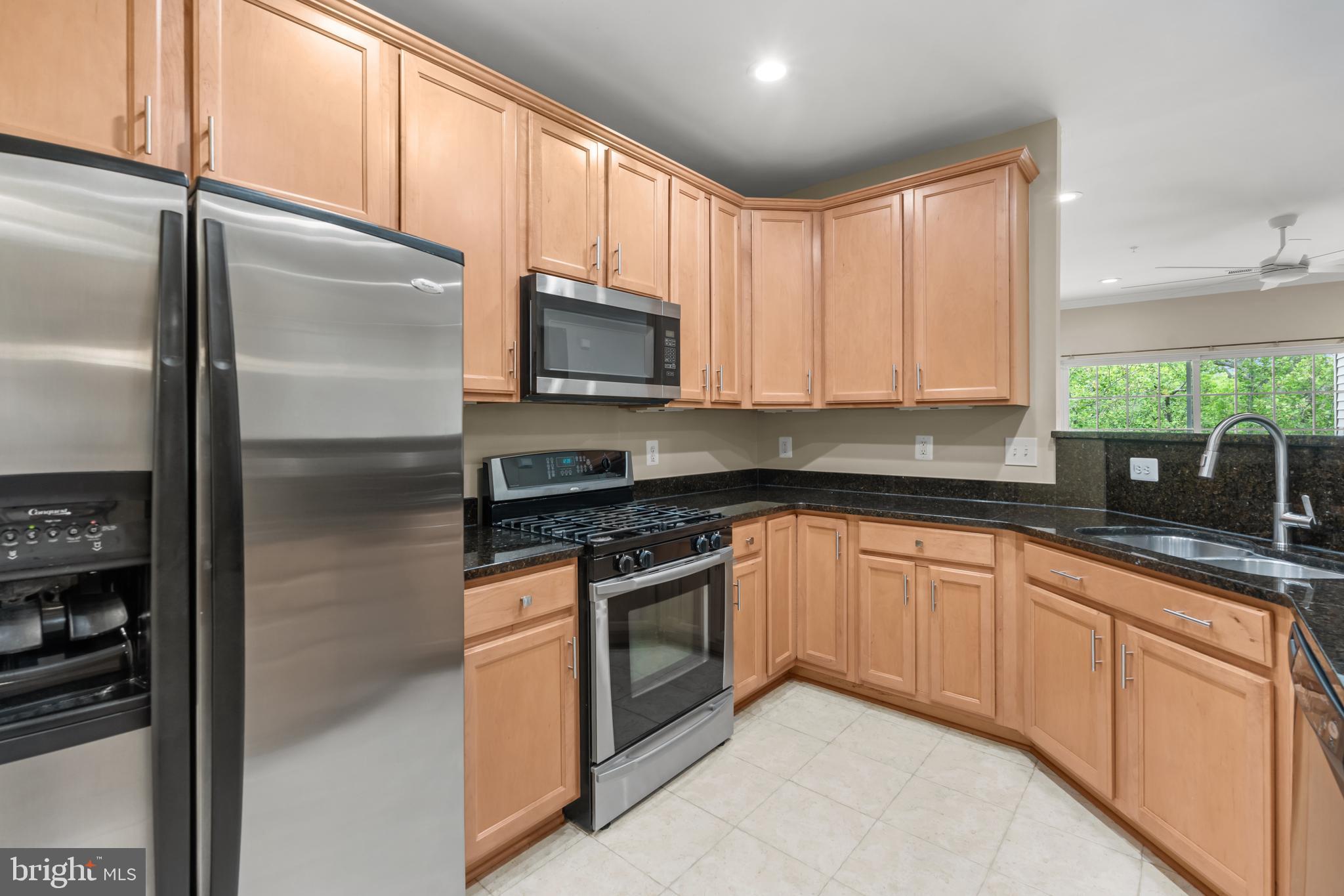 THE RESERVE CONDOMINIUMS - Residential