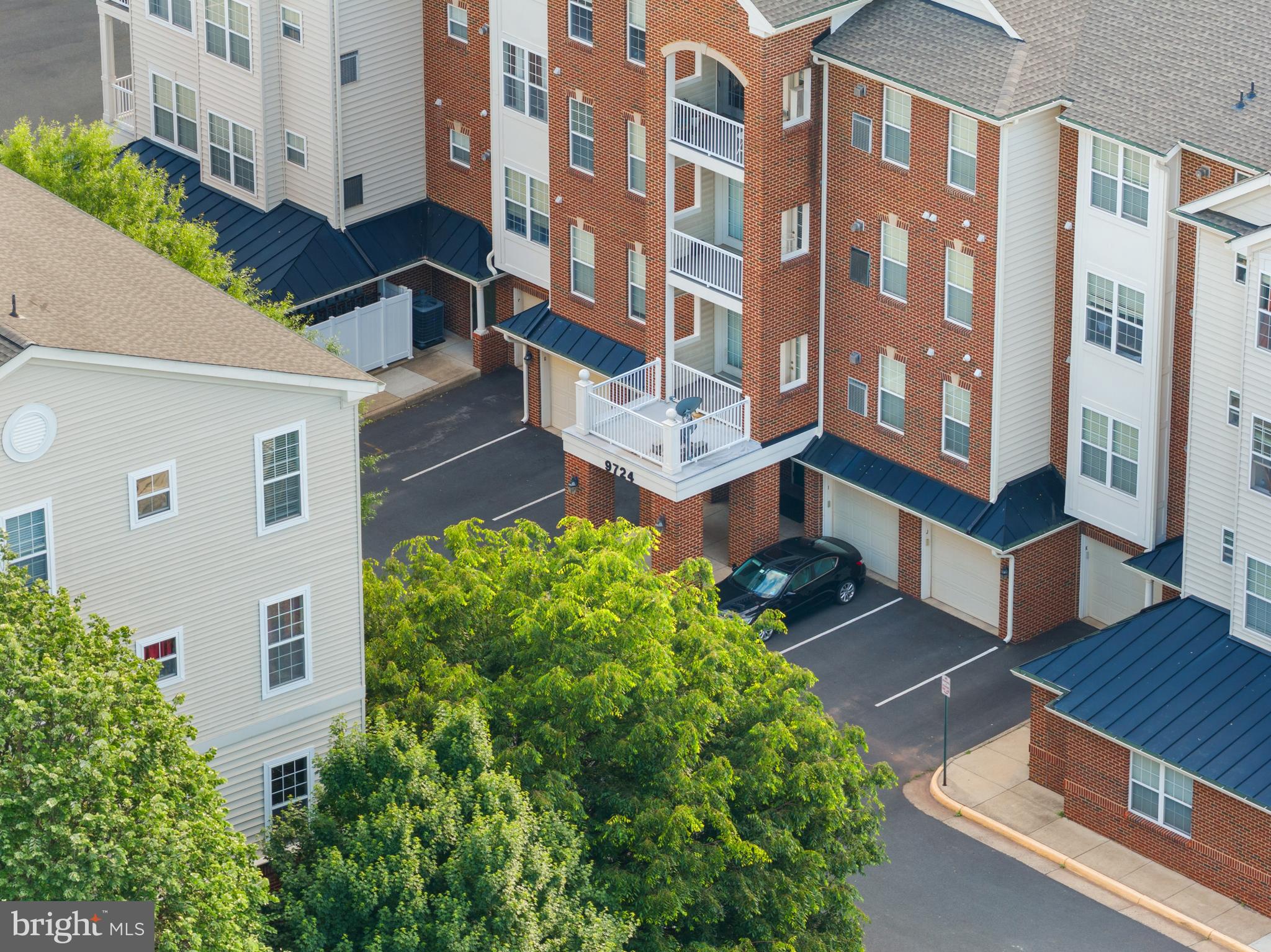 THE RESERVE CONDOMINIUMS - Residential