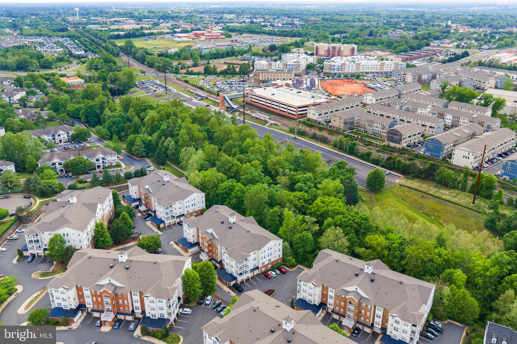 THE RESERVE CONDOMINIUMS - Residential