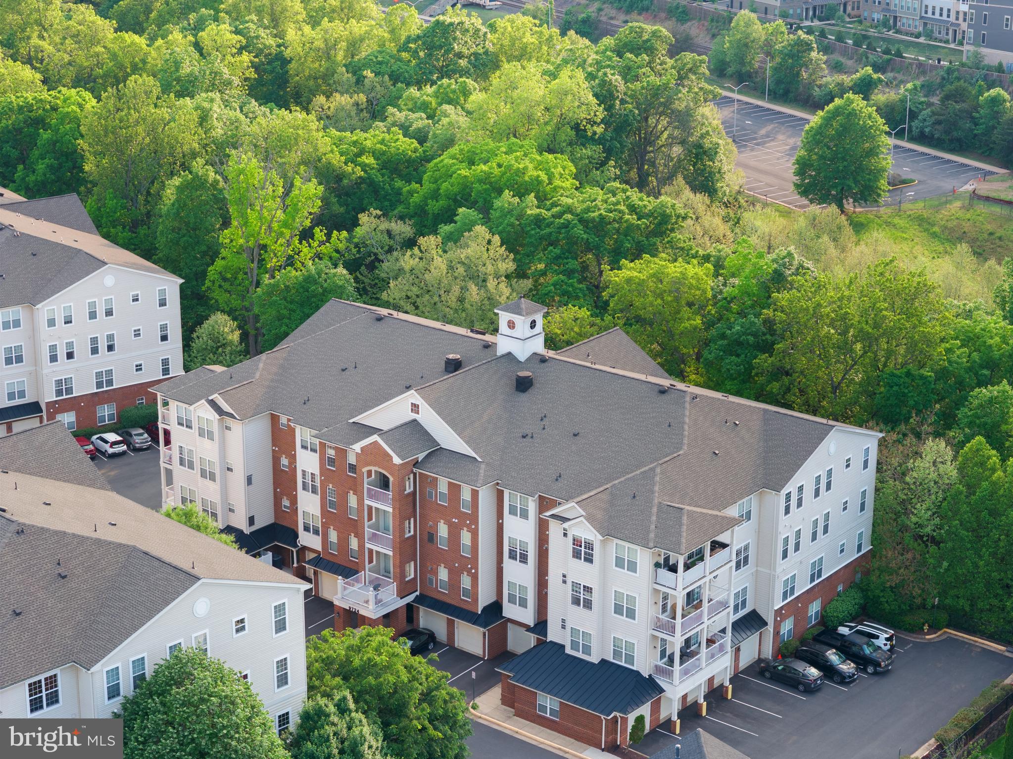 THE RESERVE CONDOMINIUMS - Residential
