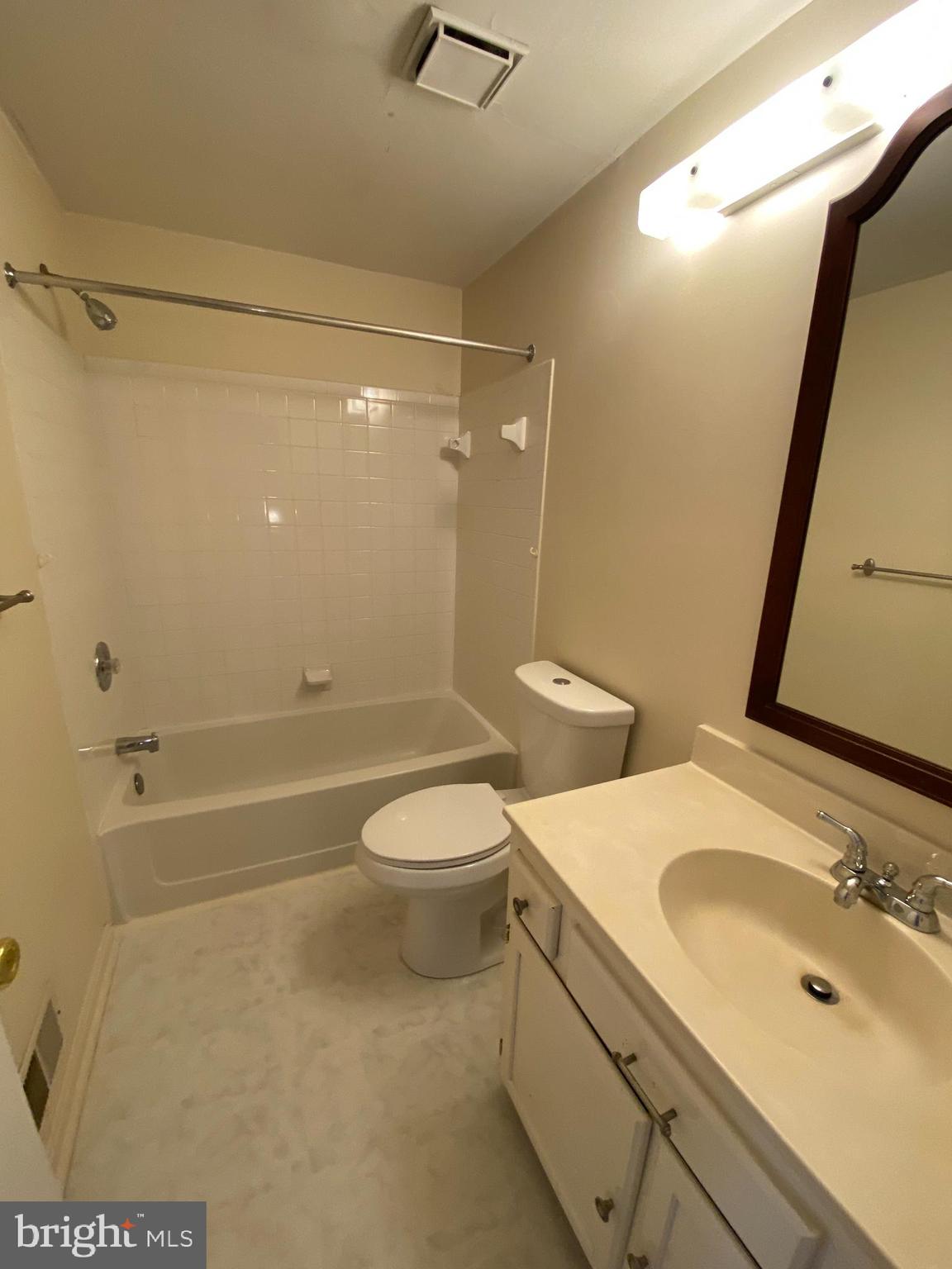 WELLINGTON VALLEY - Residential Lease