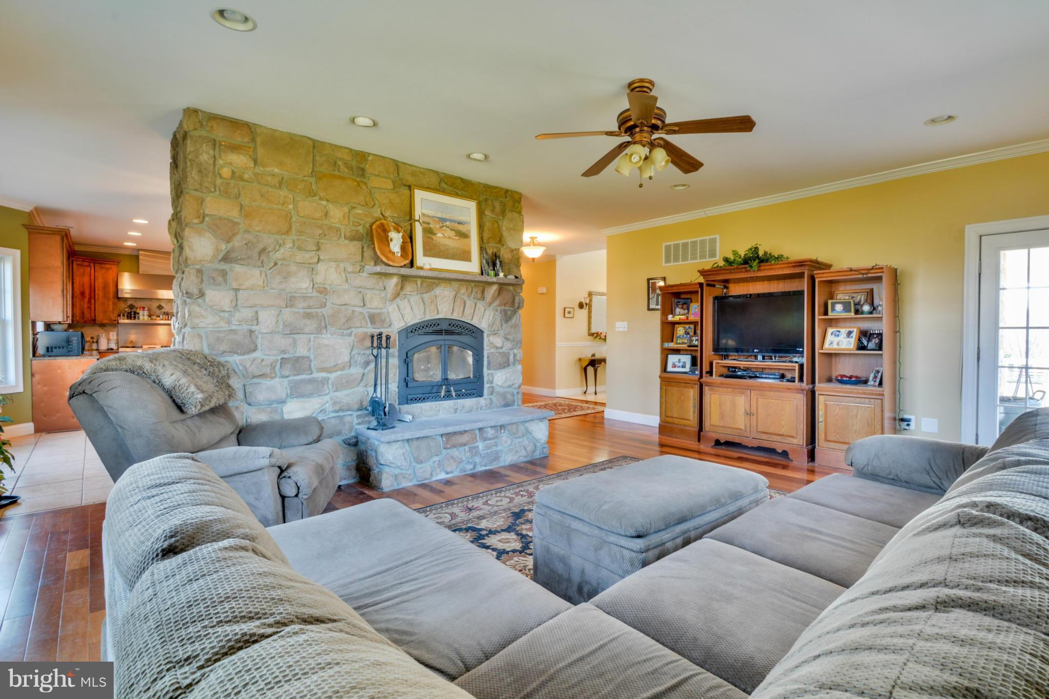 GLENELG ESTATES - Residential Lease