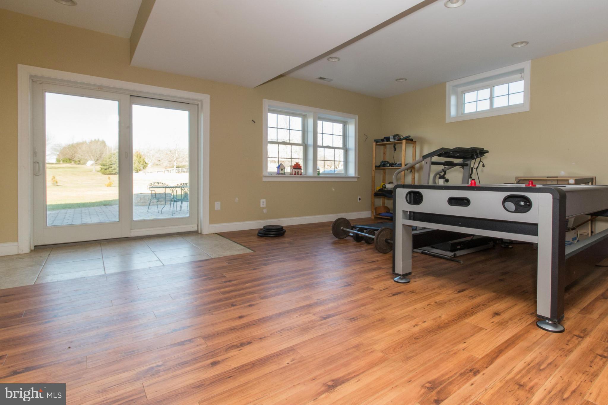 GLENELG ESTATES - Residential Lease