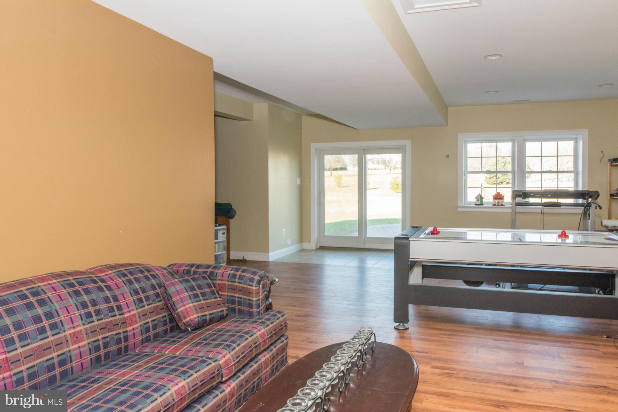 GLENELG ESTATES - Residential Lease