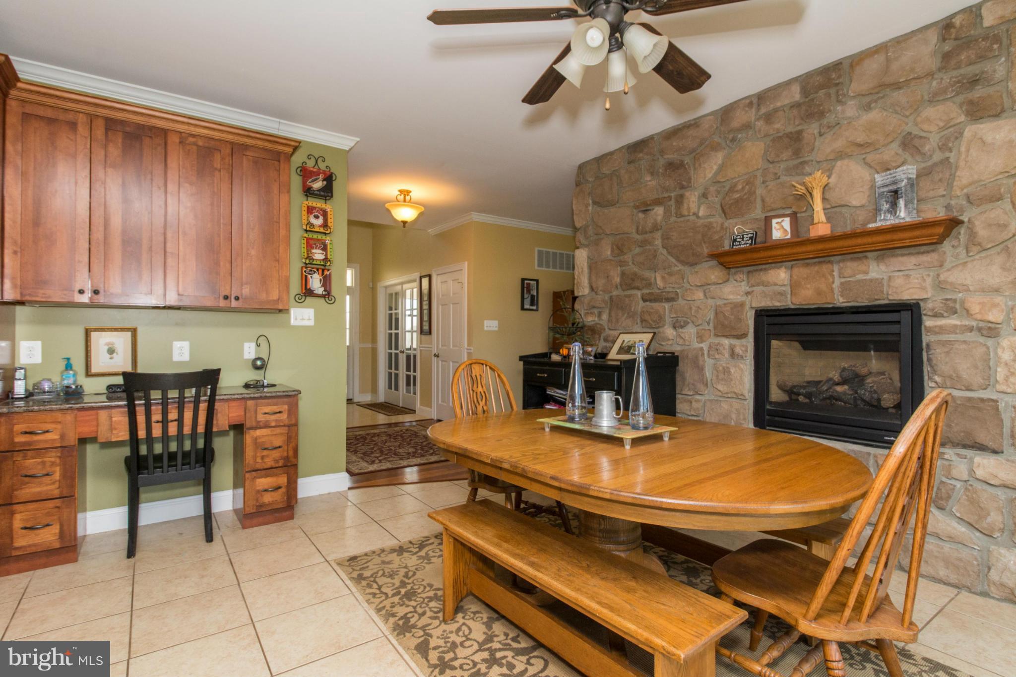 GLENELG ESTATES - Residential Lease