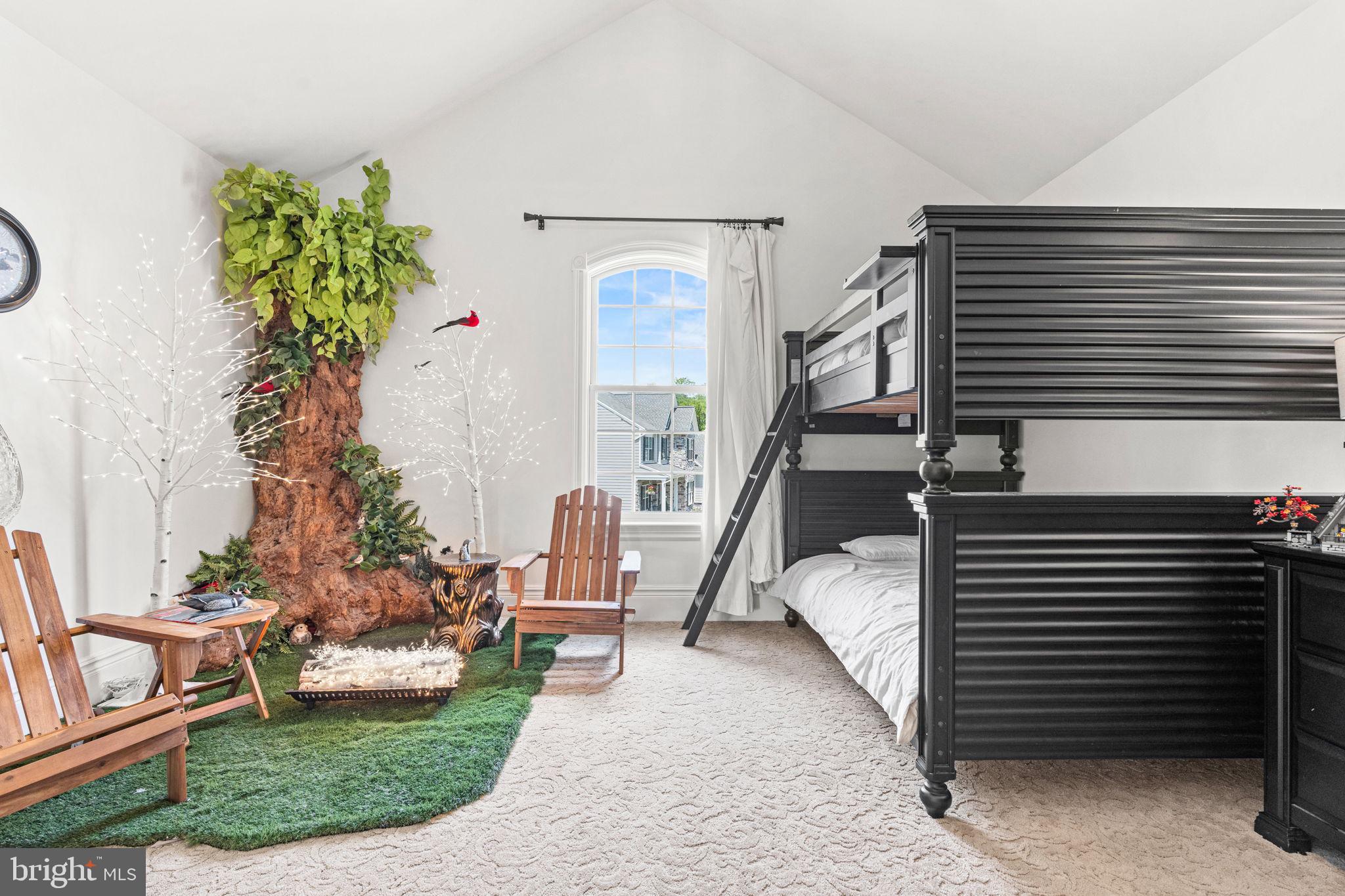 WILSHIRE ESTATES - Residential