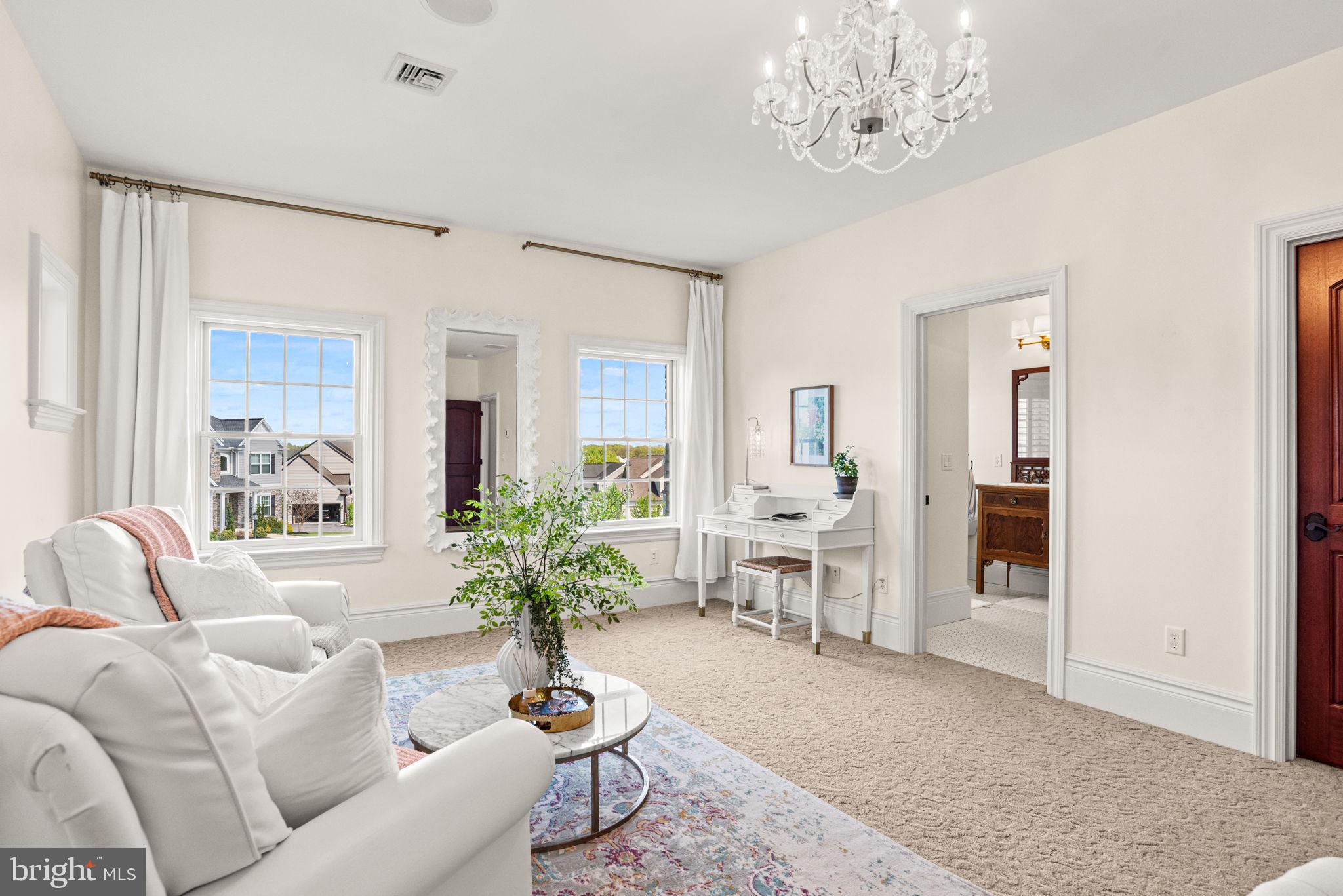 WILSHIRE ESTATES - Residential