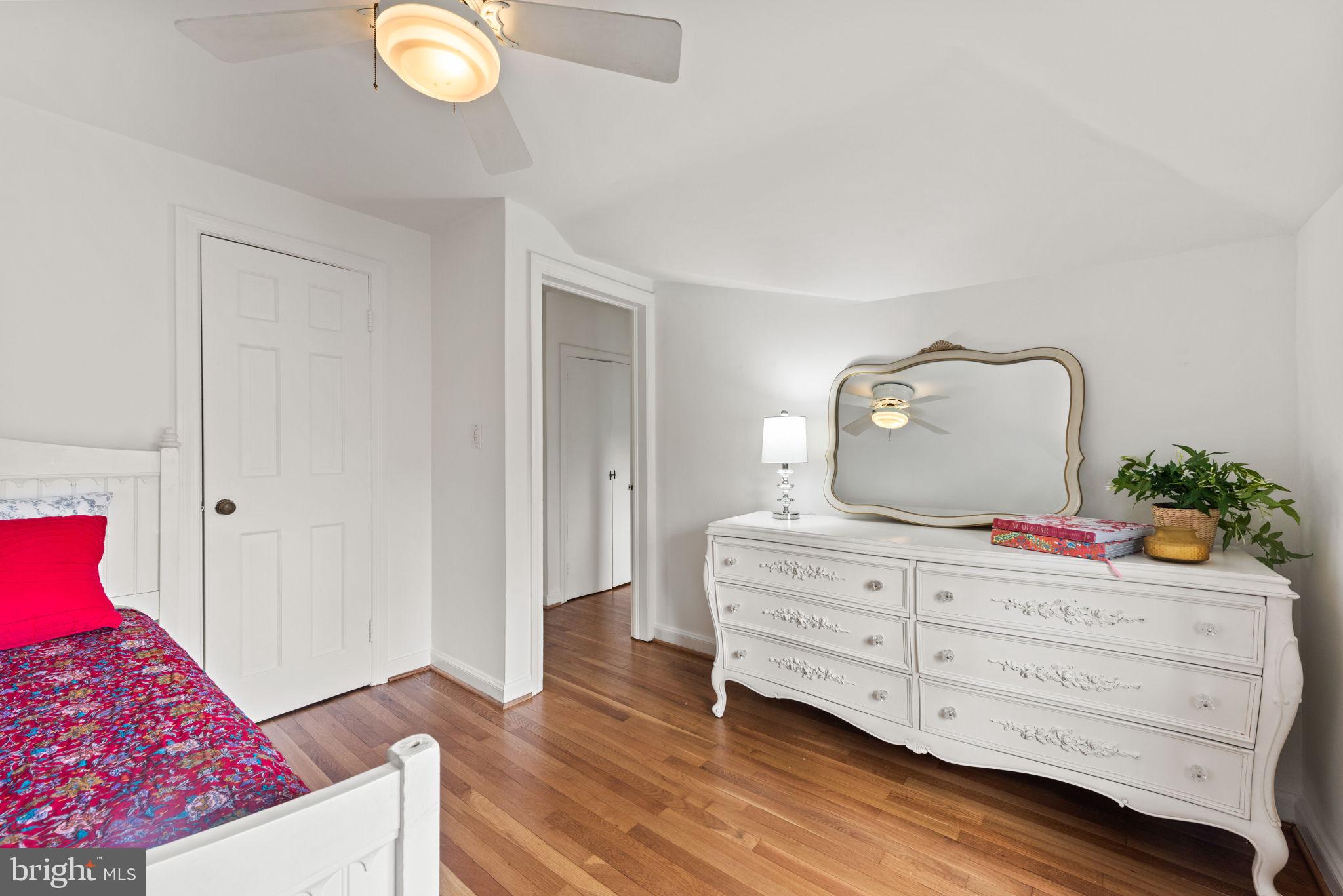 BEVERLEY HILLS - Residential