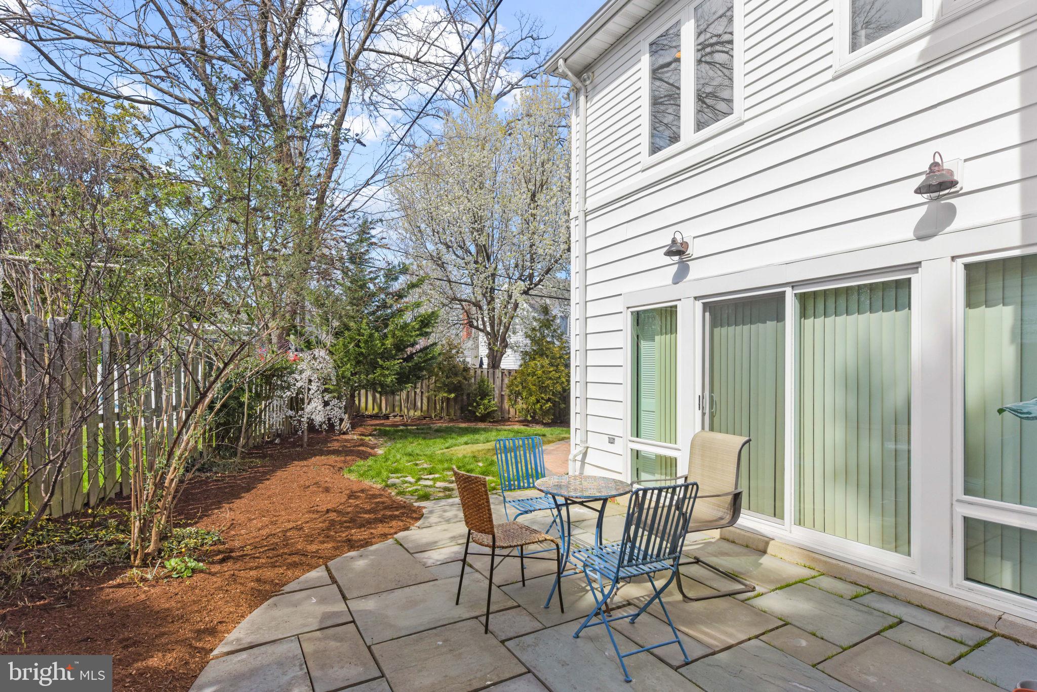 BEVERLEY HILLS - Residential