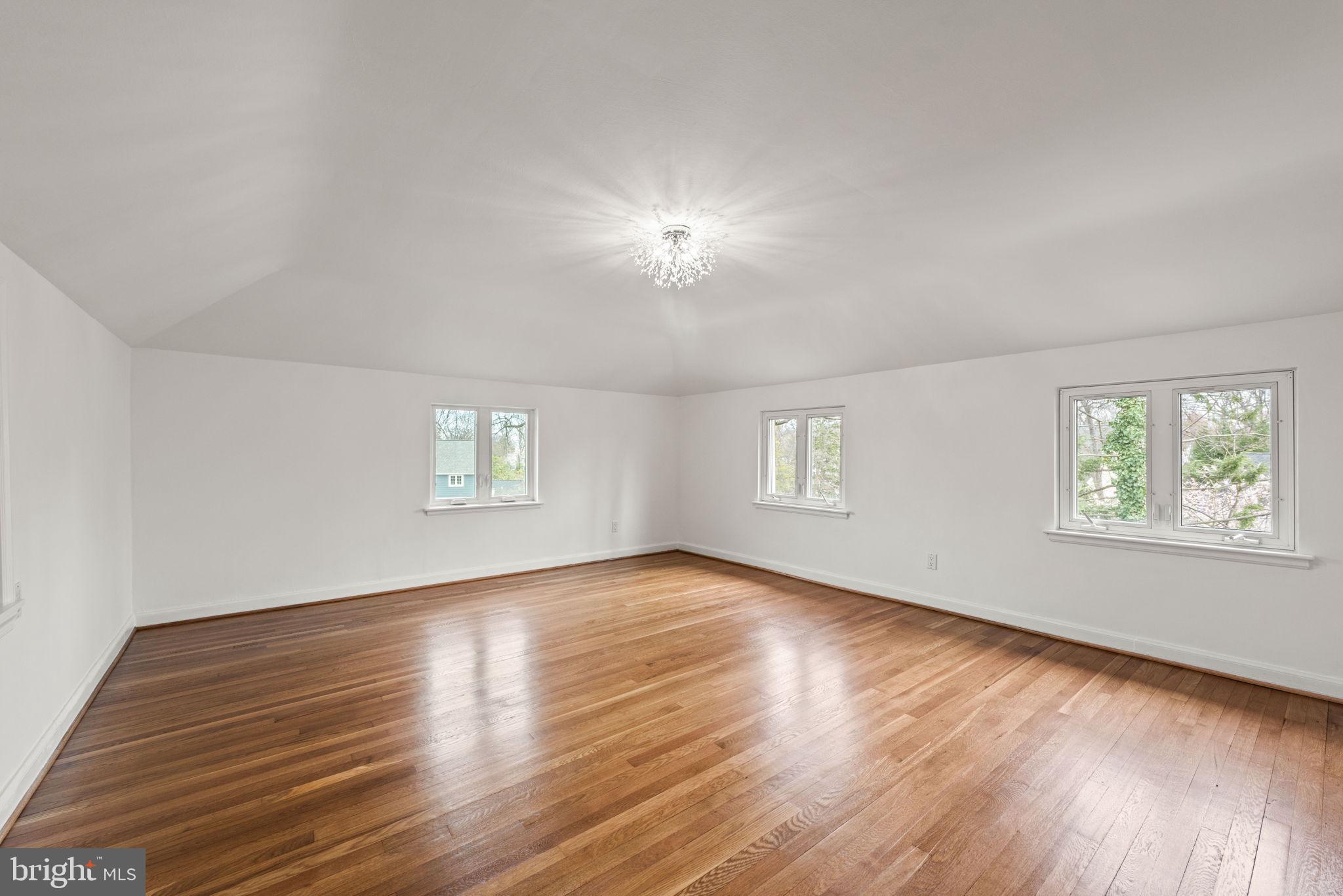 BEVERLEY HILLS - Residential