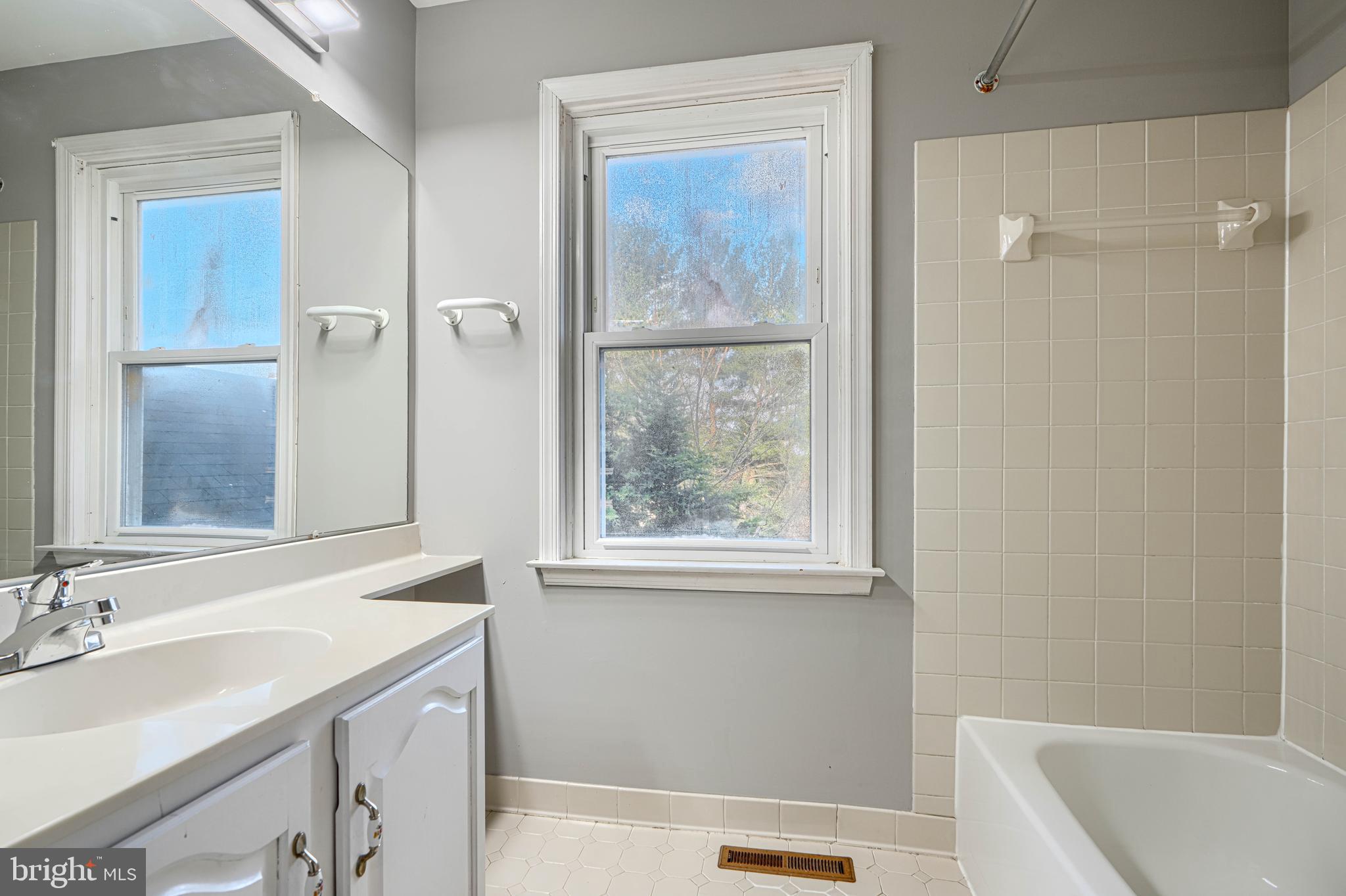 HUNT RIDGE - Residential