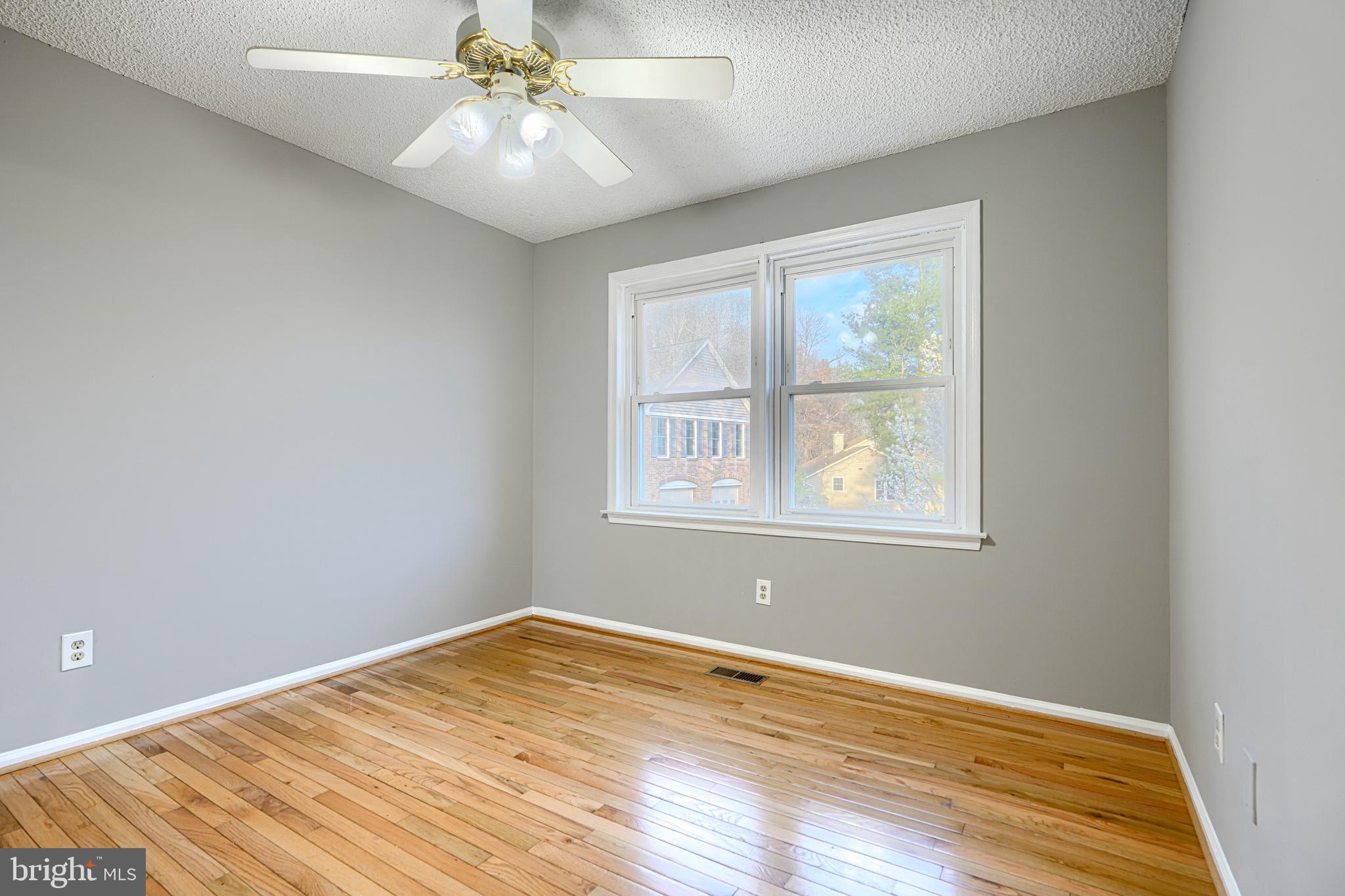 HUNT RIDGE - Residential