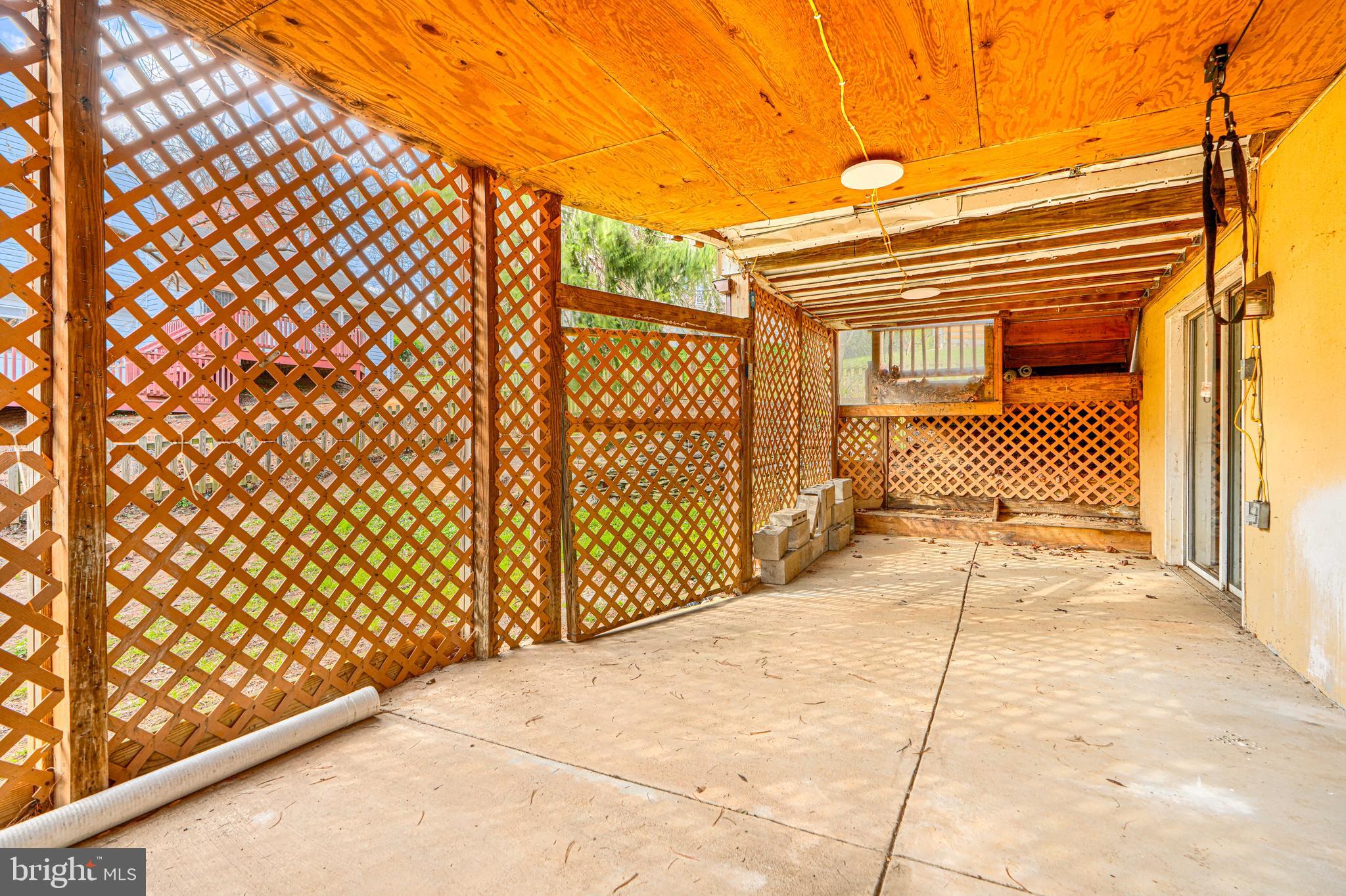 HUNT RIDGE - Residential