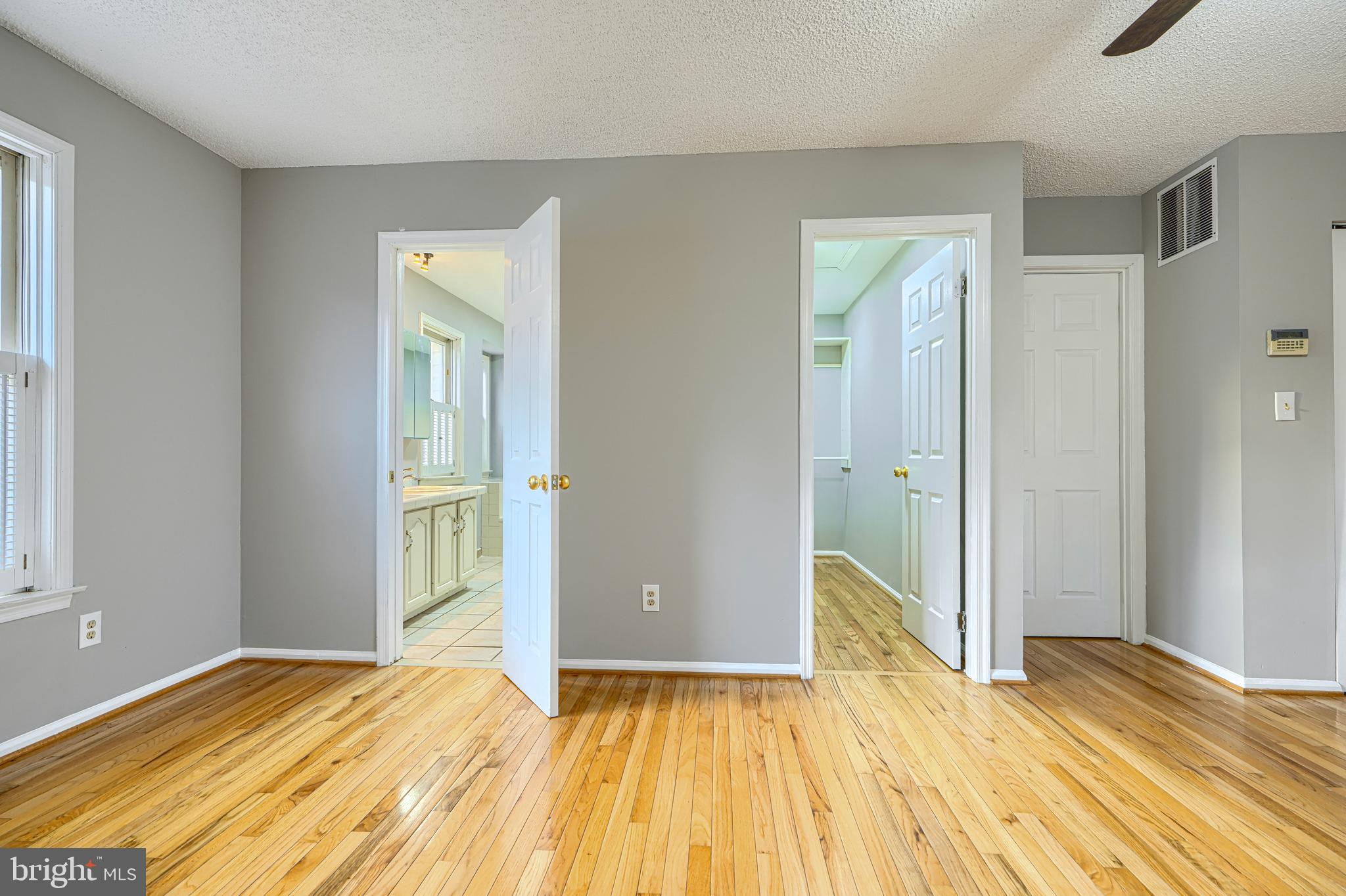 HUNT RIDGE - Residential