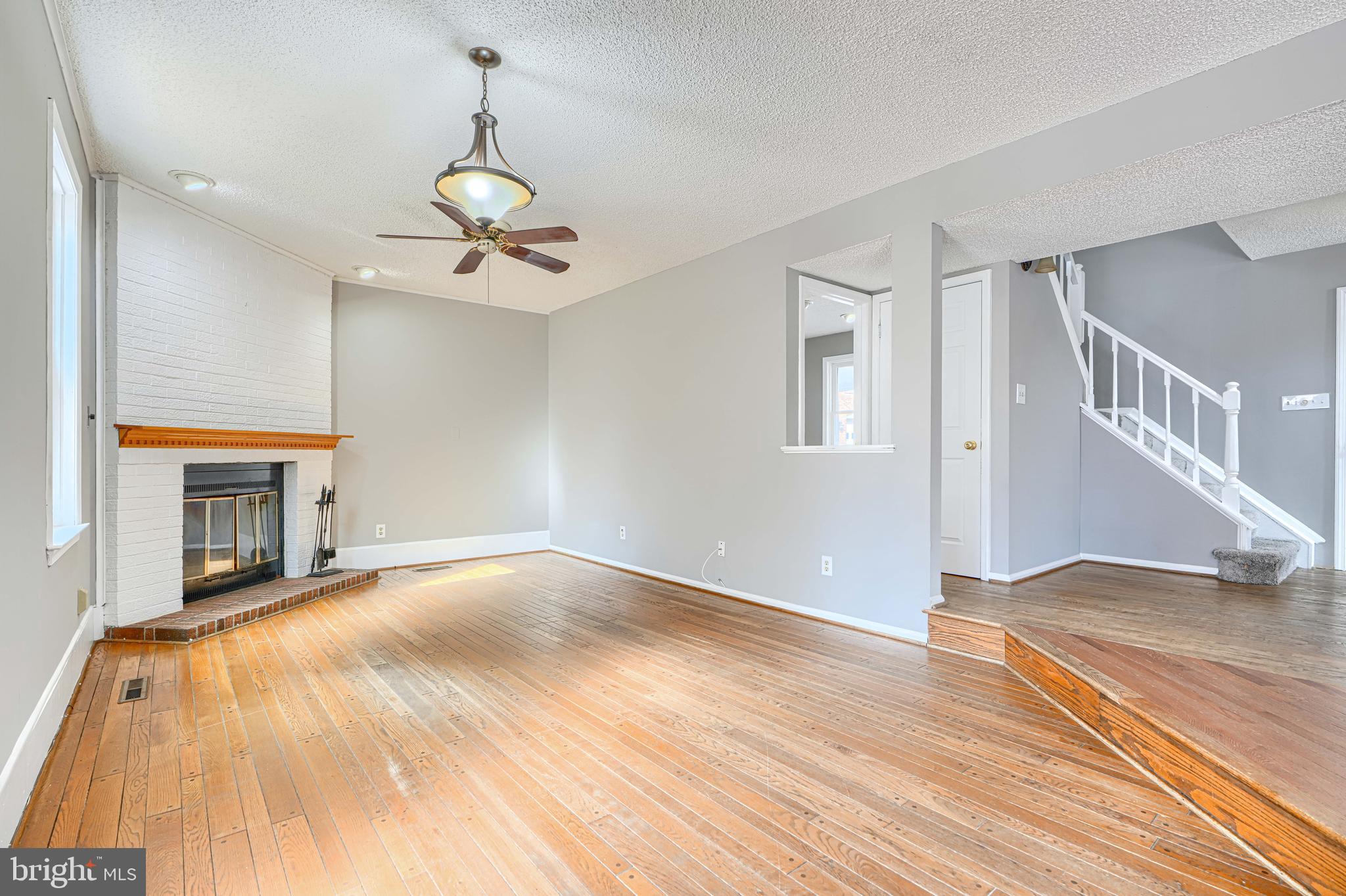 HUNT RIDGE - Residential