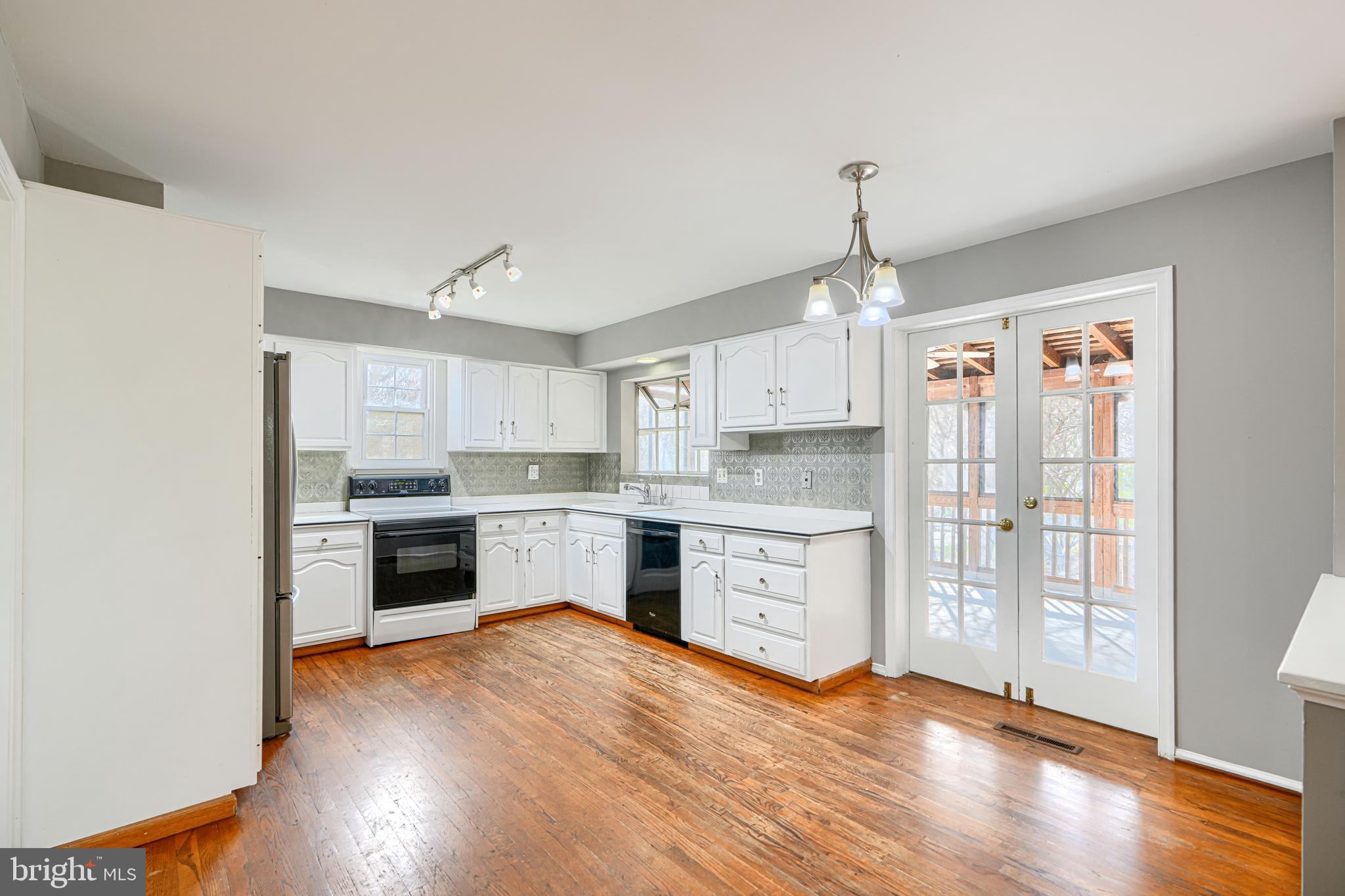 HUNT RIDGE - Residential