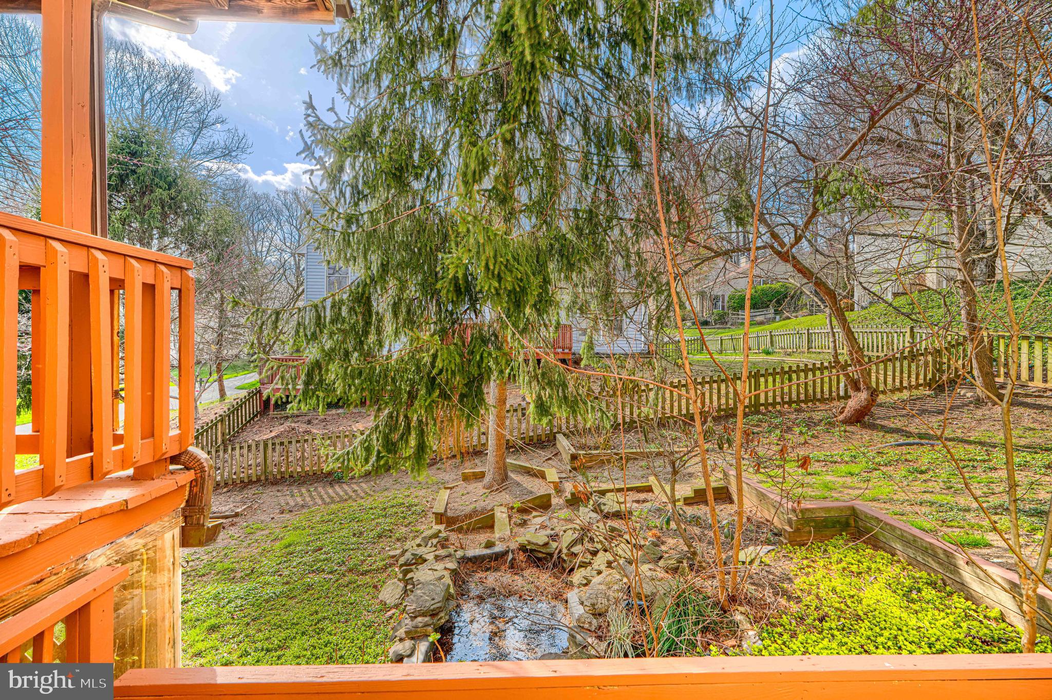 HUNT RIDGE - Residential