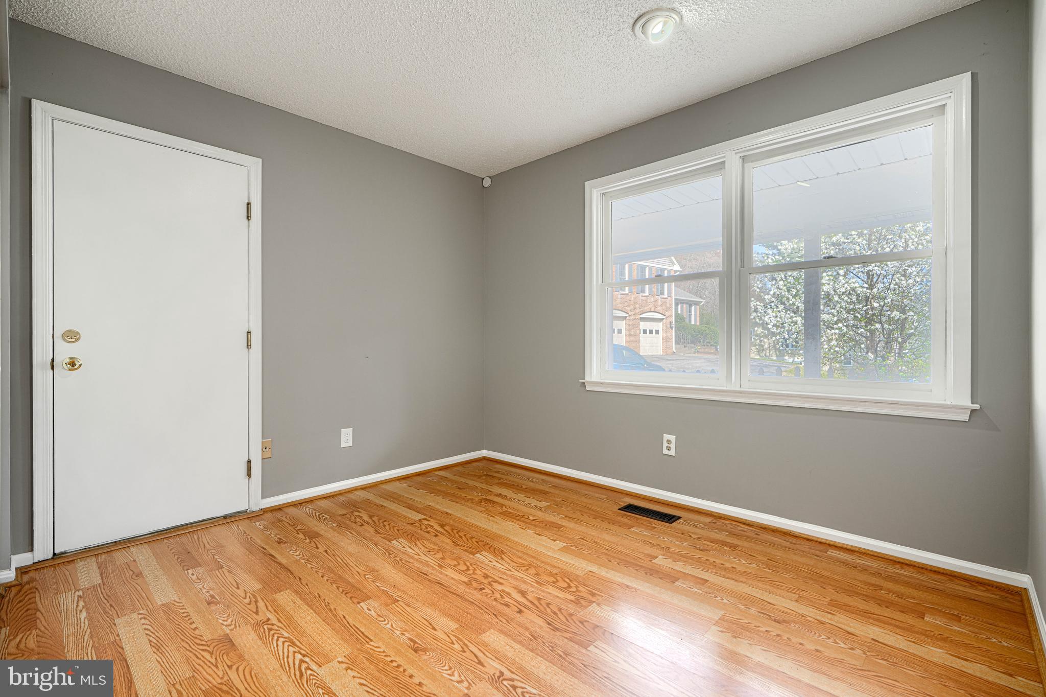 HUNT RIDGE - Residential