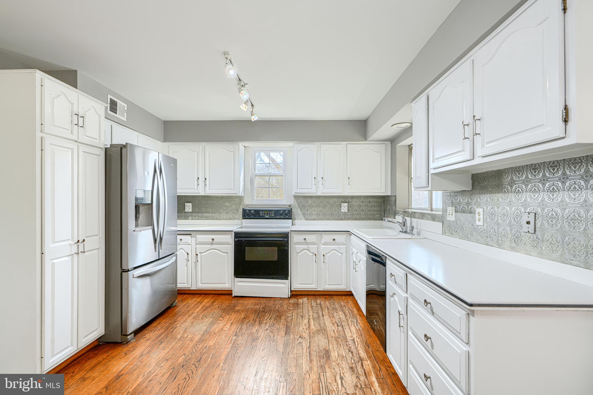 HUNT RIDGE - Residential