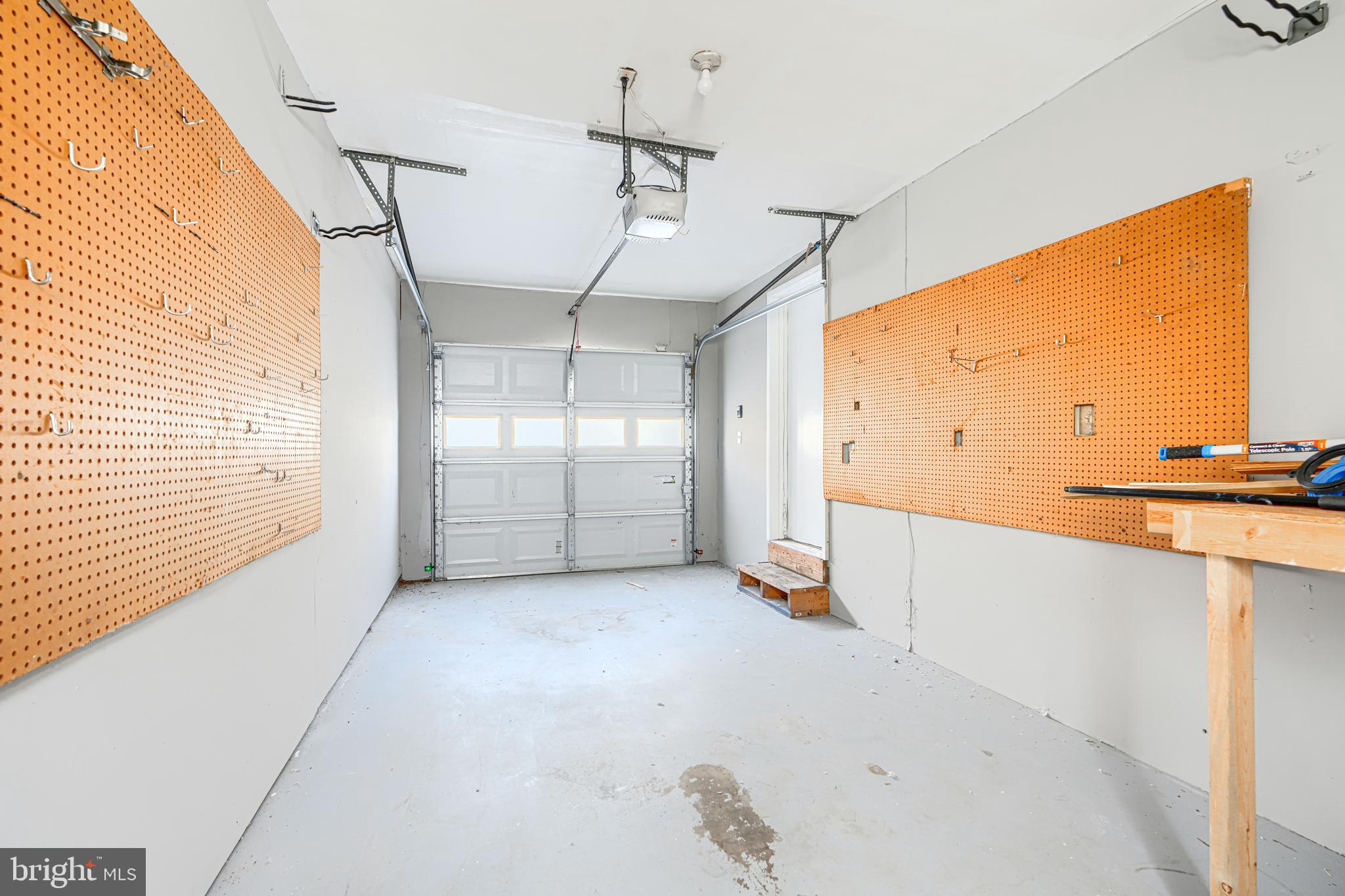 HUNT RIDGE - Residential