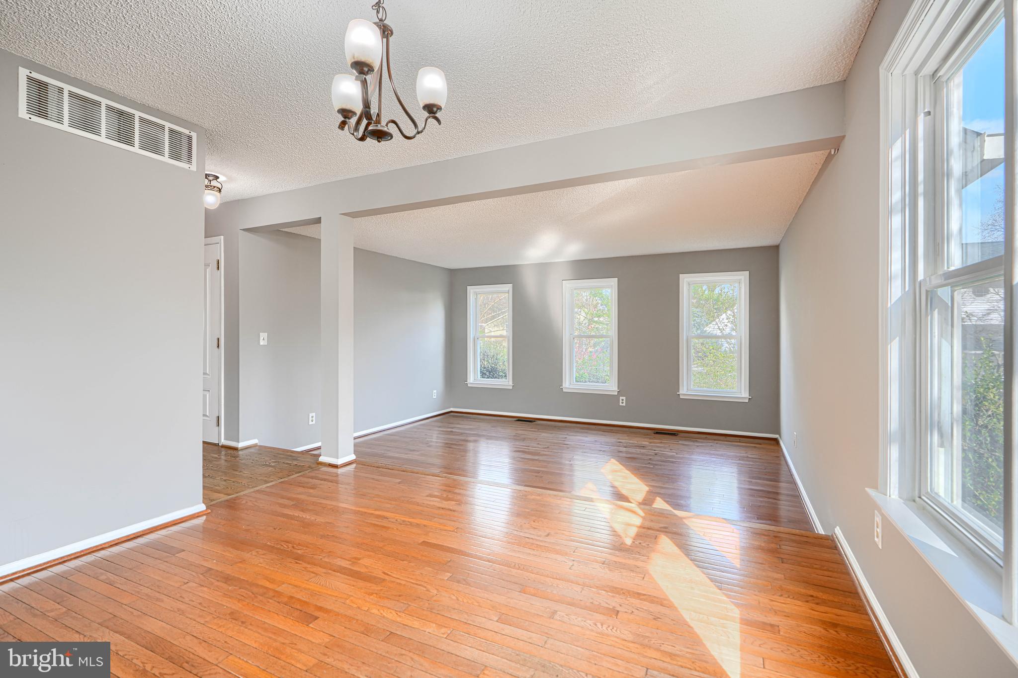 HUNT RIDGE - Residential